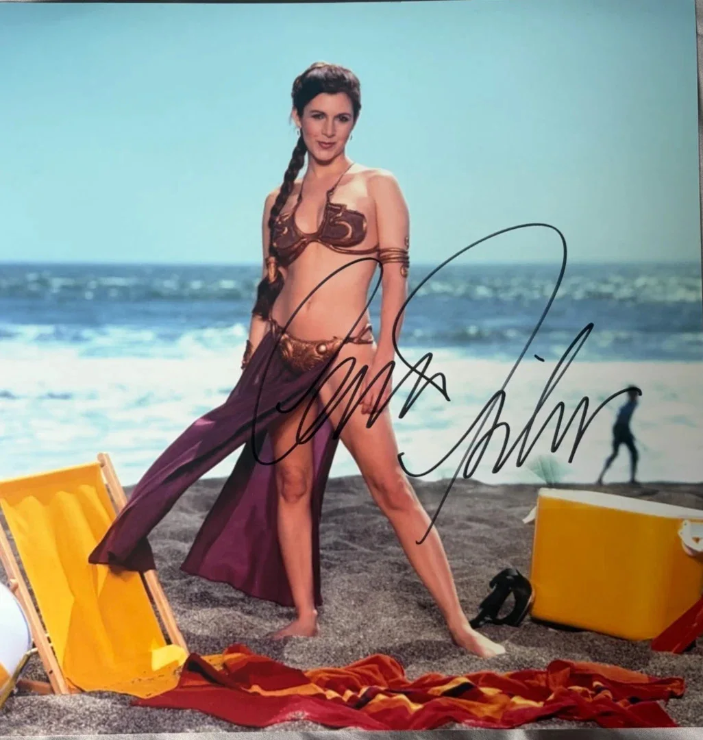 CARRIE FISHER — STAR WARS CARRIE FISHER 8.5X11 SIGNED PHOTO PRINCESS LEIA AUTOGRAPH POSTER