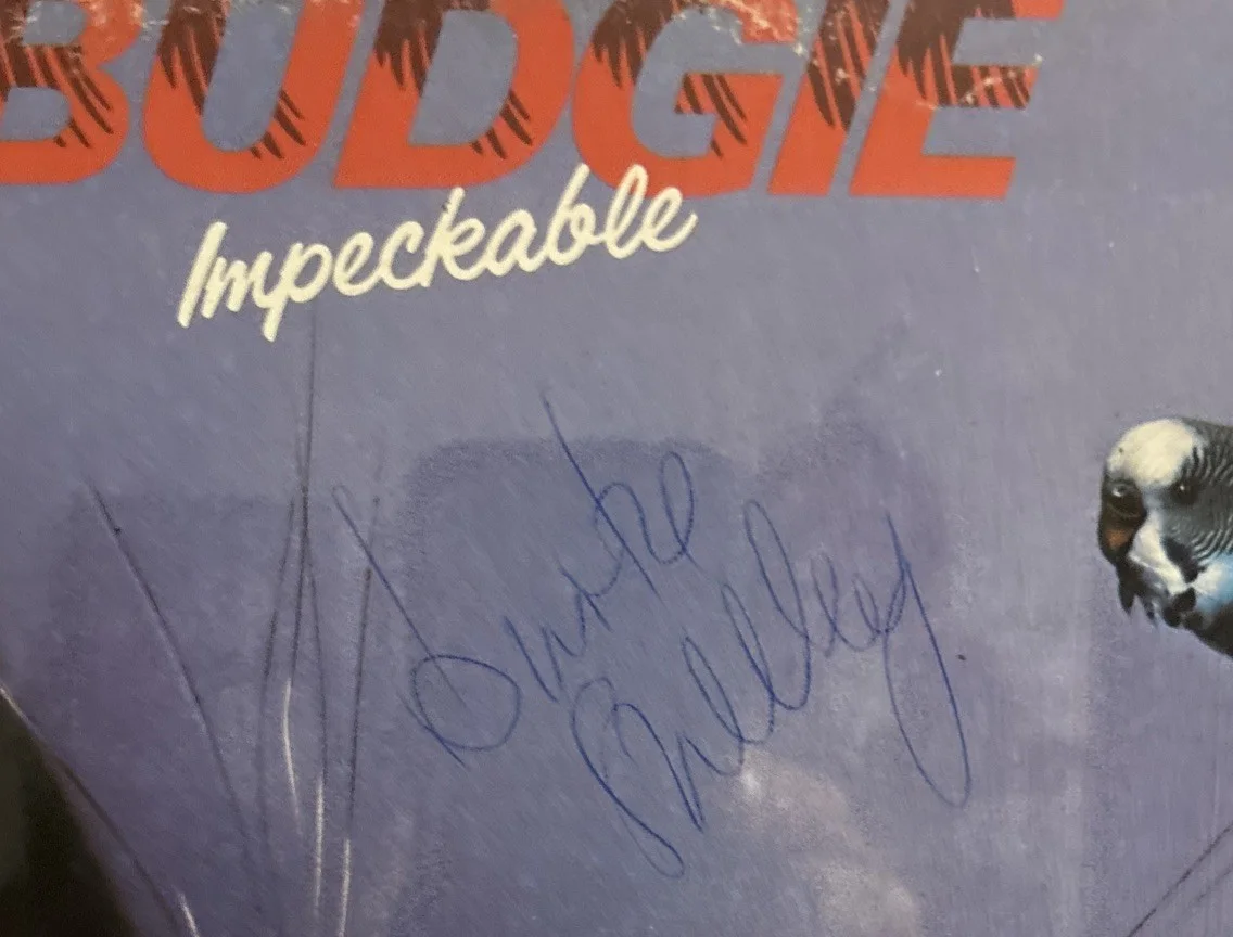 Budgie “Impeckable” Signed Album, Burke Shelley, d. 1/10/2022 Welsh Rocker Rush, изображение 2