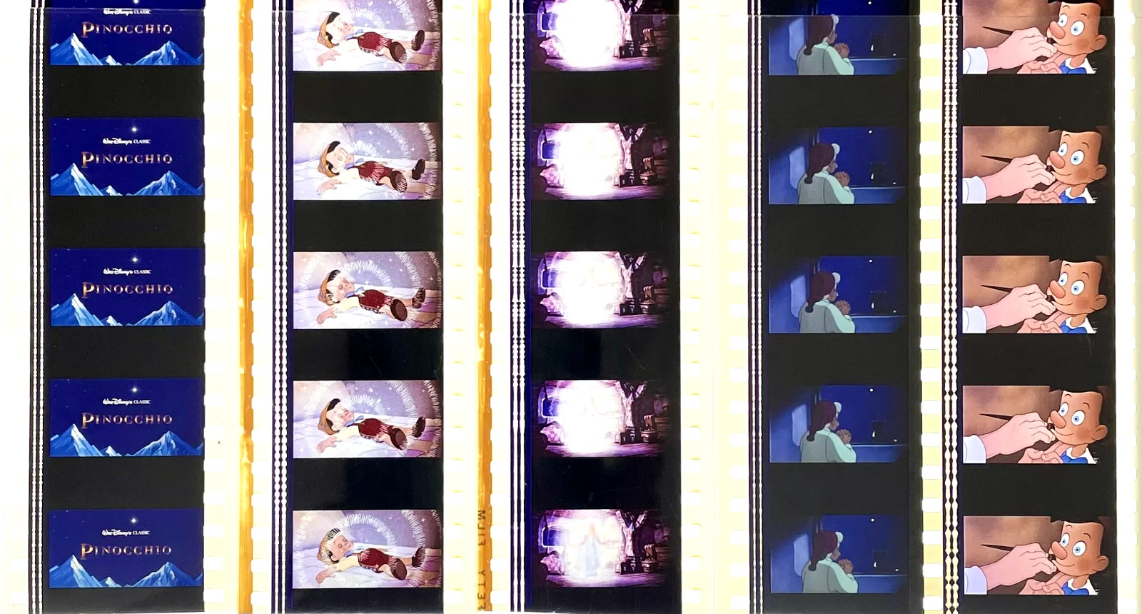 Walt Disney's Pinocchio 1940 Rare Unmounted 35mm Film Cells - Remastered Edition, изображение 5