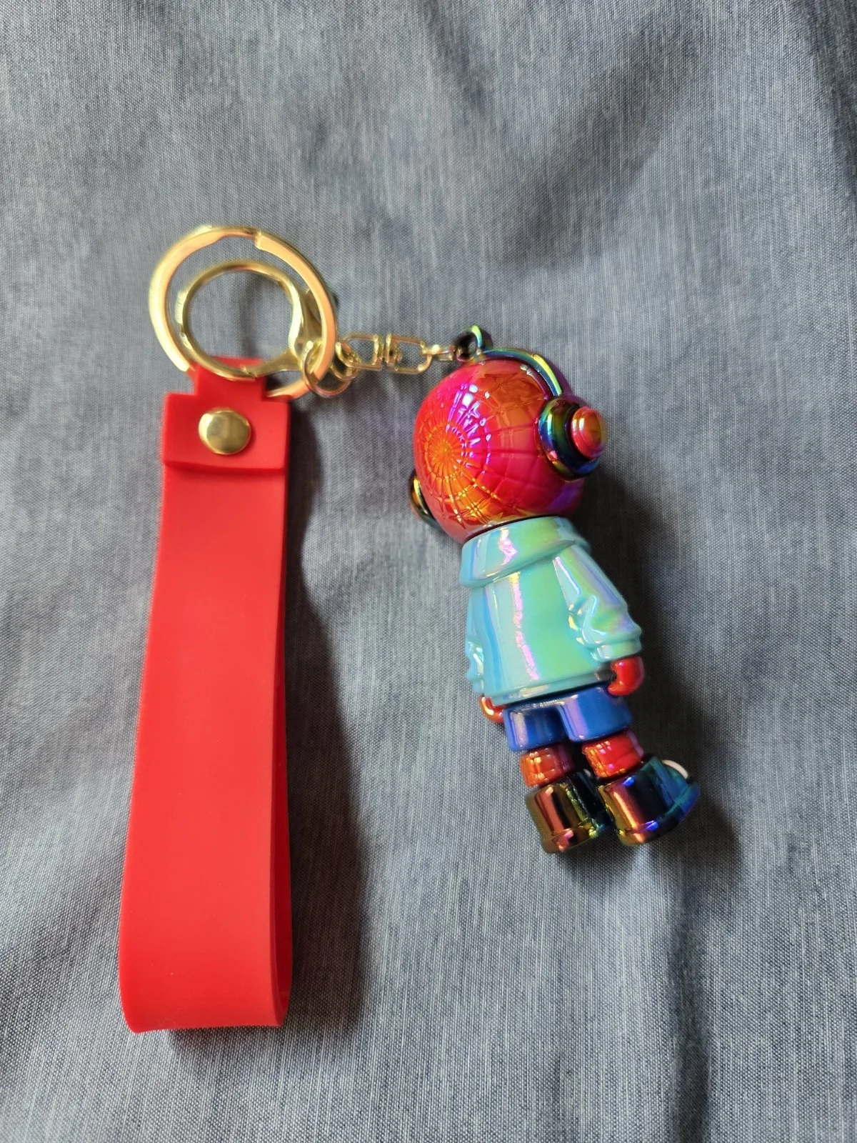 ​Marvel Spider-Man Keychain – Iridescent Metallic Finish & Matching Logo Strap, image 2