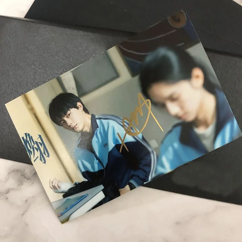 Zhou Yiran 6" Signed Autographed Photo Collection, image 4