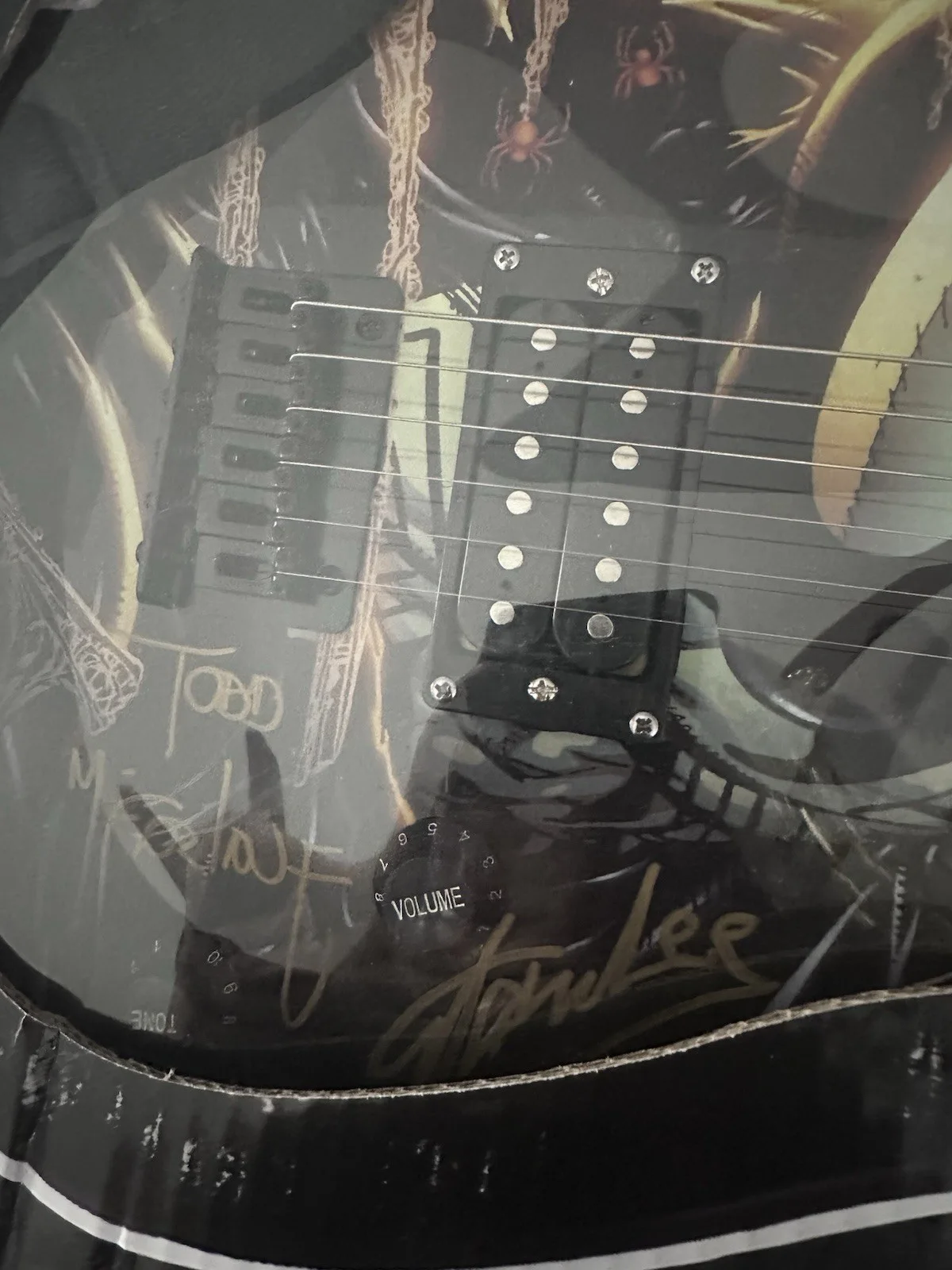 Peavey Rockmaster Marvel Spider-Man Venom Limited Artist Proof Electric Guitar …, изображение 2