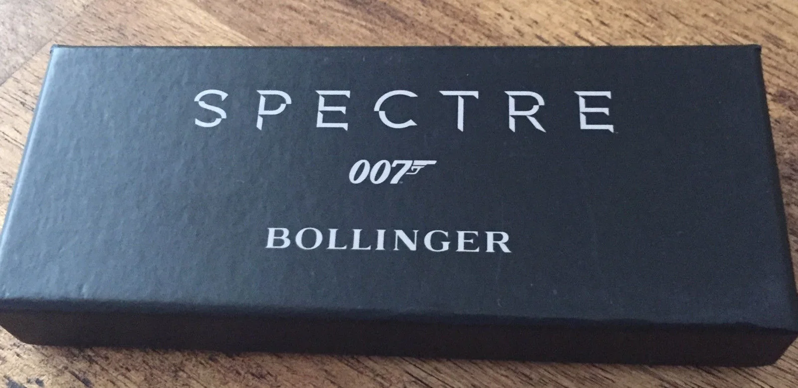 BOLLINGER CHAMPAGNE JAMES BOND 007 SPECTRE KEYRING COLLECTORS ITEM RARE, изображение 5