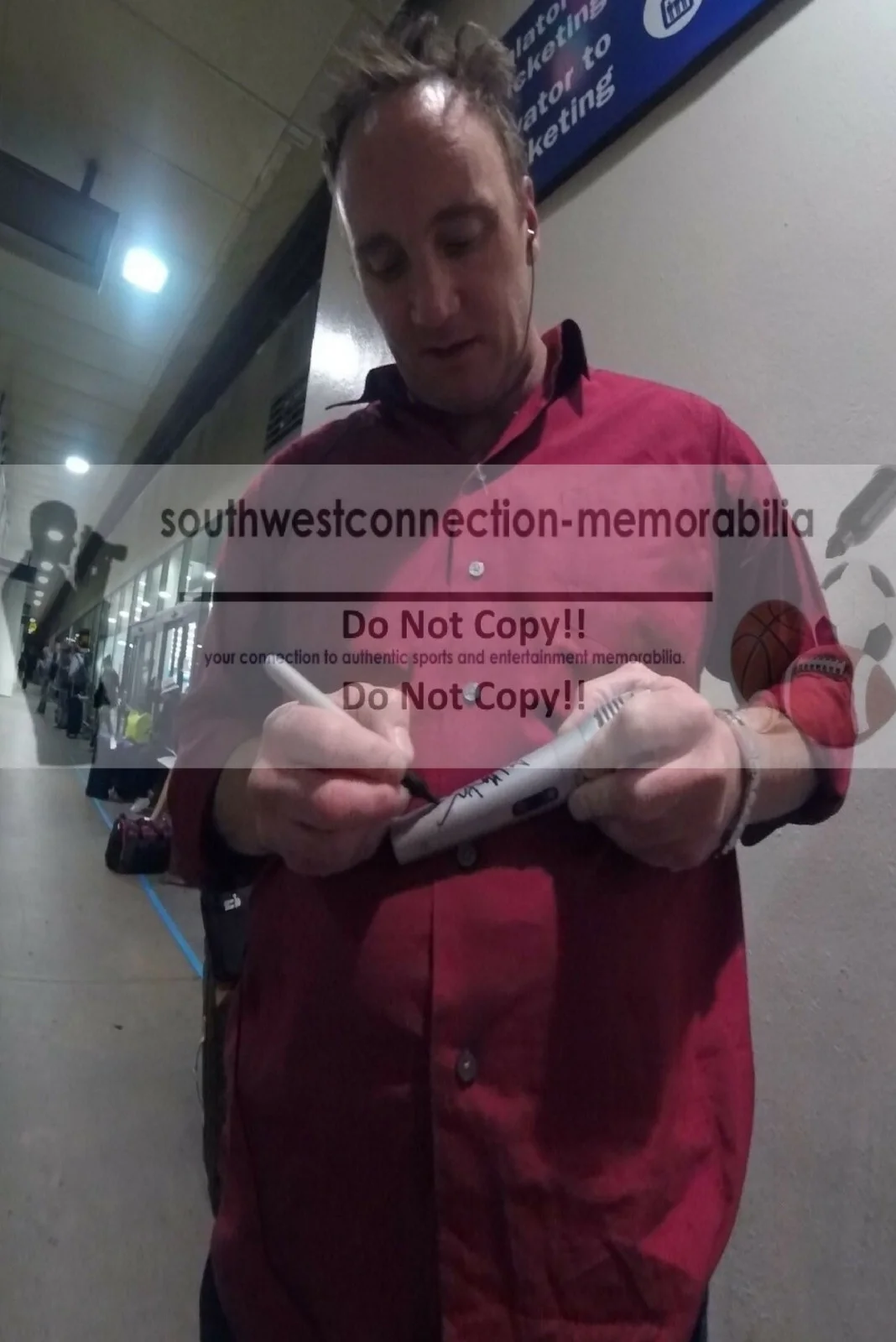 Jay Mohr — Jay Mohr Signed Microphone Jerry Maguire Proof Autograph COA Comic Talk Show Mic, image 2
