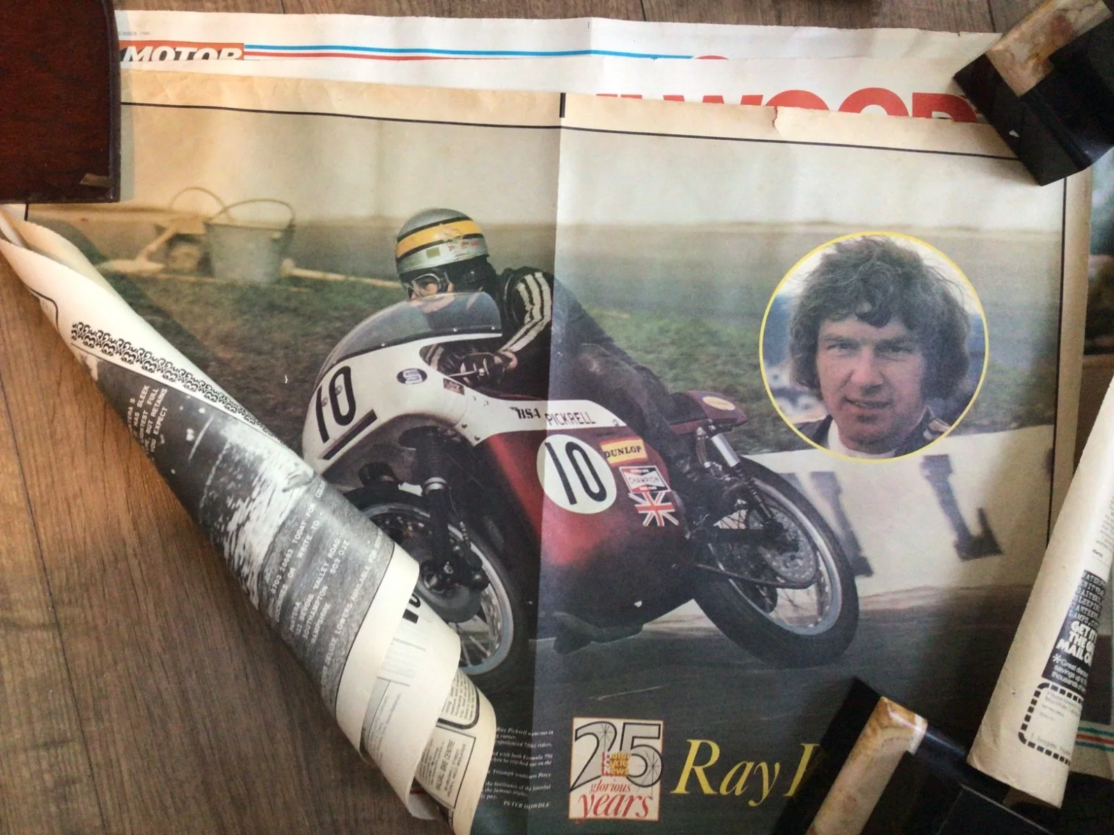 5 motorcyle posters Barry Sheen, Keith Heuwan, Mike hailwood, Graham Wood, изображение 3