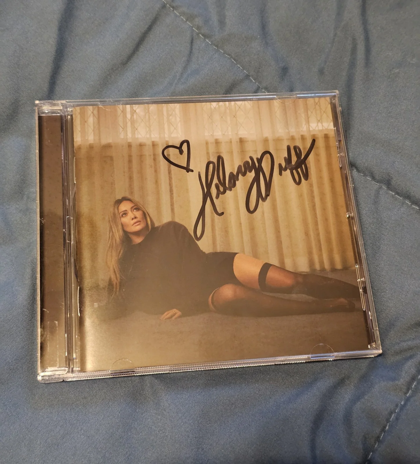 Hilary Duff SIGNED Luck or Something CD - NOT AUTOPEN - Hilary Duff Autograph, image 4