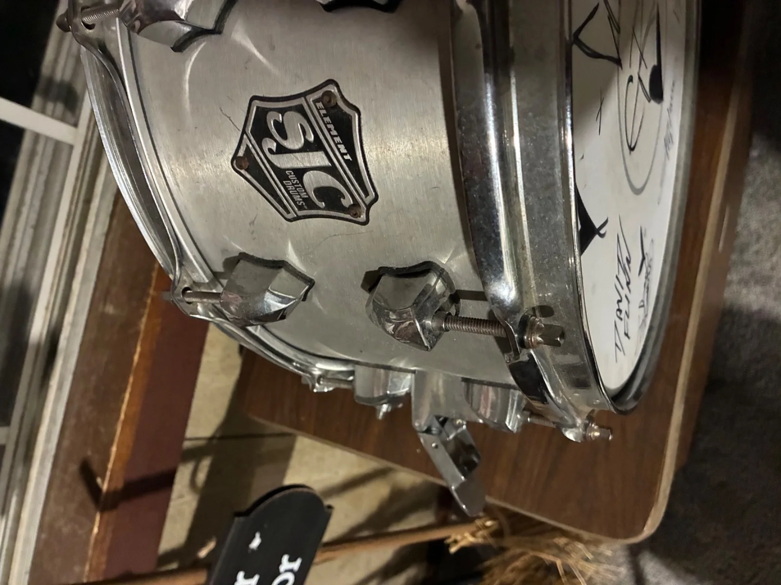 Chelsea Grin actual tom drum Josh Miller Baby J autographed by full band, изображение 2