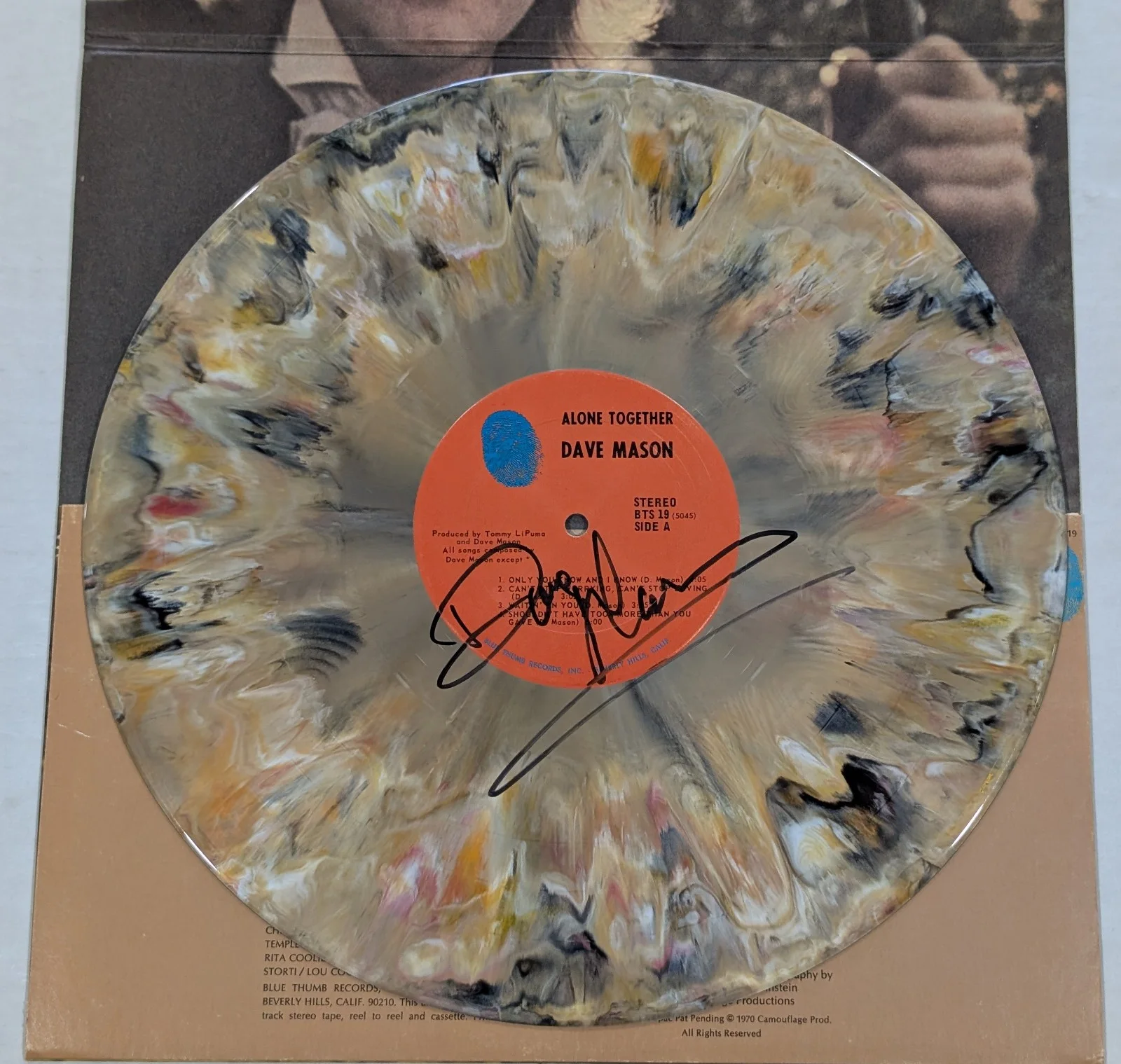 Dave Mason Alone Again SIGNED AUTOGRAPHED SPLATTER vinyl LP 1st Press Die-cut, image 2