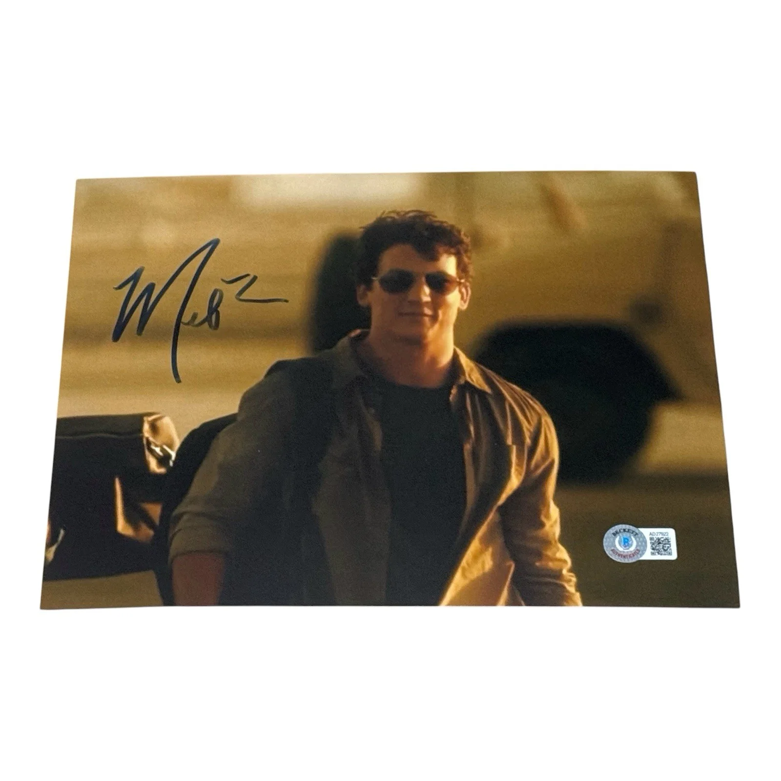 Miles Teller — Miles Teller Signed 8x10 Photo Top Gun Maverick Authentic Autograph Beckett