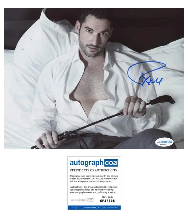 Tom Ellis — Tom Ellis "Lucifer" AUTOGRAPH Signed 'Lucifer Morningstar' 8x10 Photo E ACOA