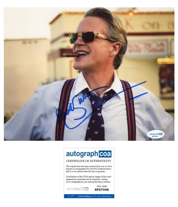 Cary Elwes — Cary Elwes "Stranger Things" AUTOGRAPH Signed 'Larry Kline' 8x10 Photo ACOA