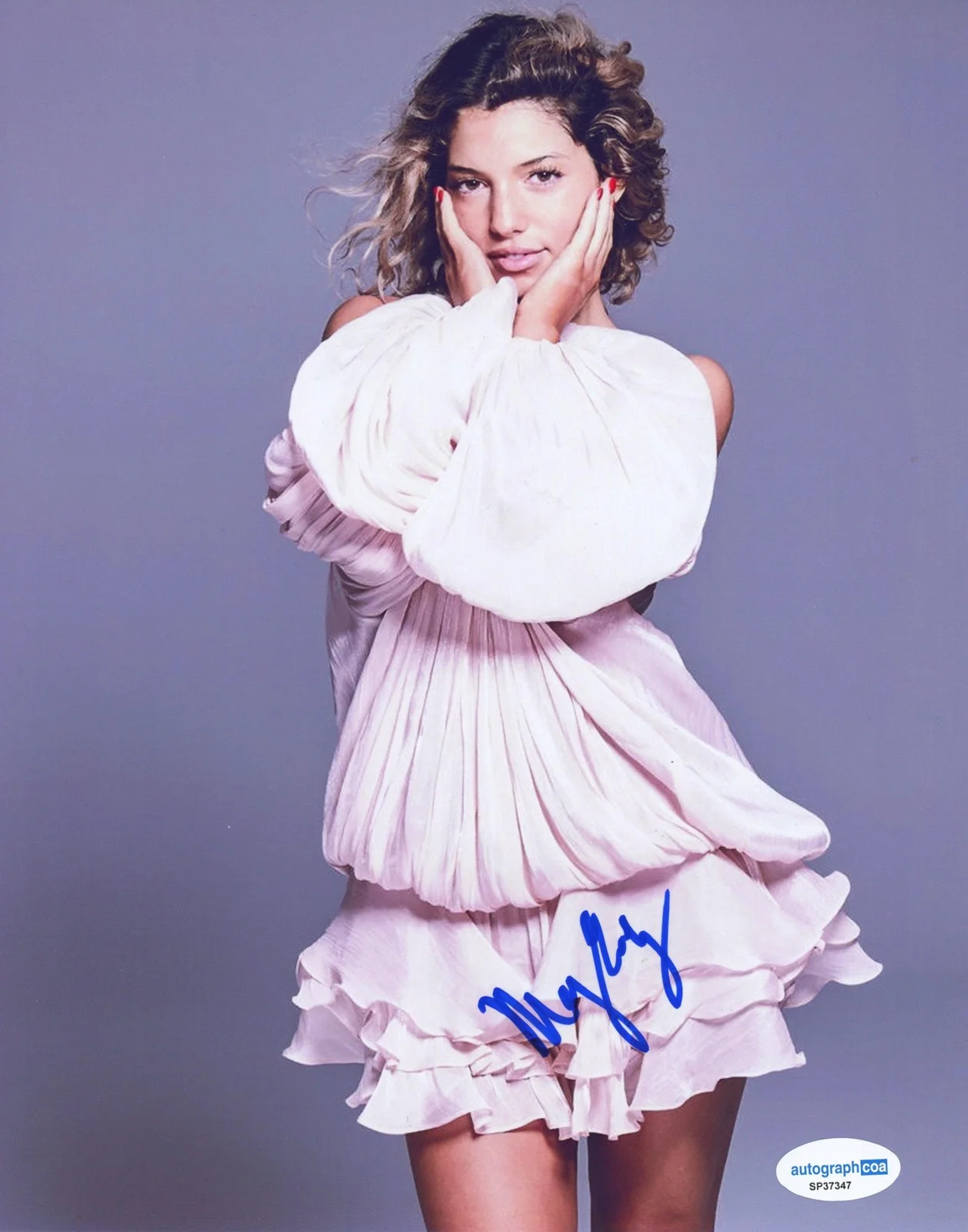 Megan Eugenio — Megan Eugenio "Overtime Megan" AUTOGRAPH Signed Influencer 8x10 Photo B ACOA, image 2