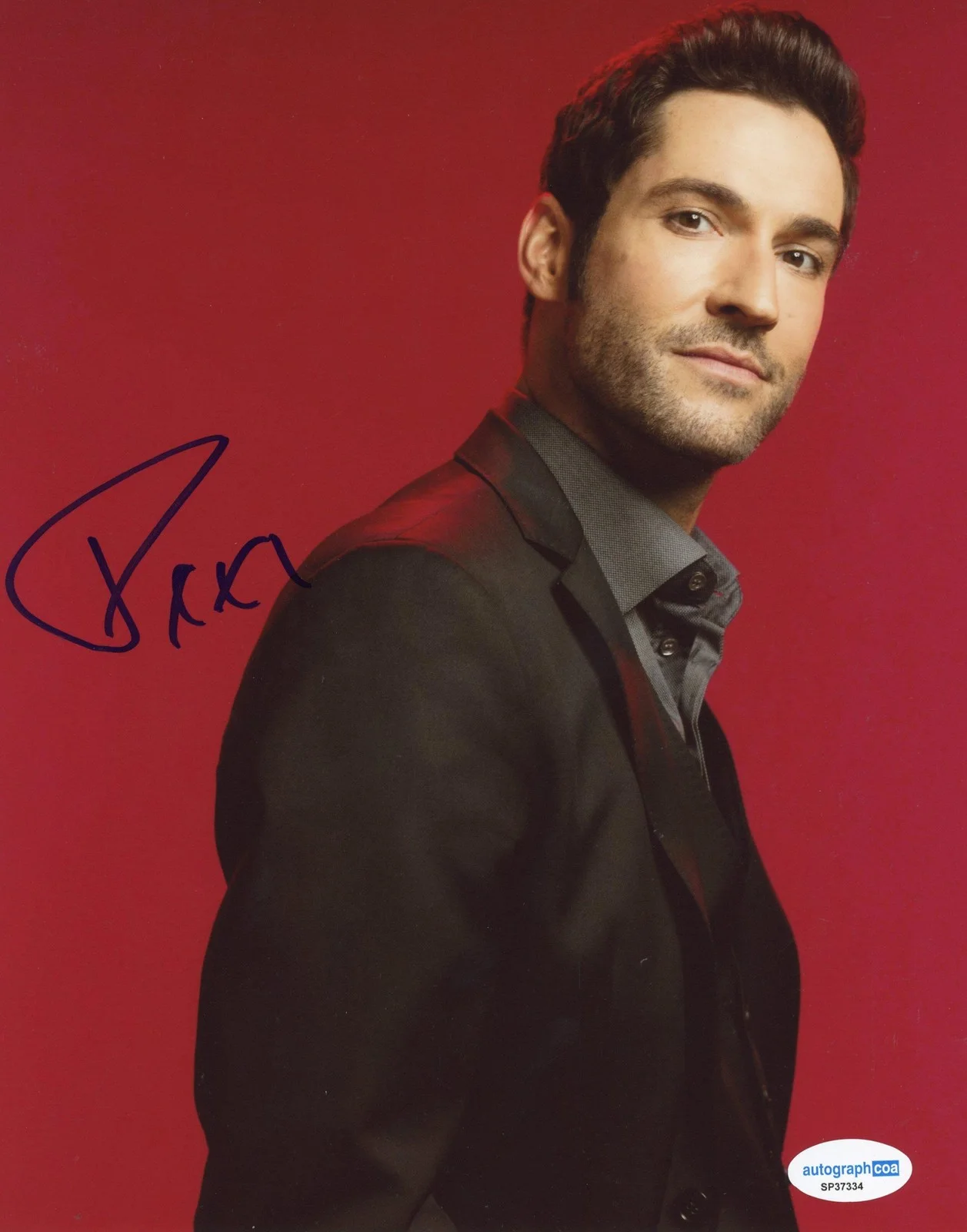 Tom Ellis — Tom Ellis "Lucifer" AUTOGRAPH Signed 'Lucifer Morningstar' 8x10 Photo C ACOA, image 2