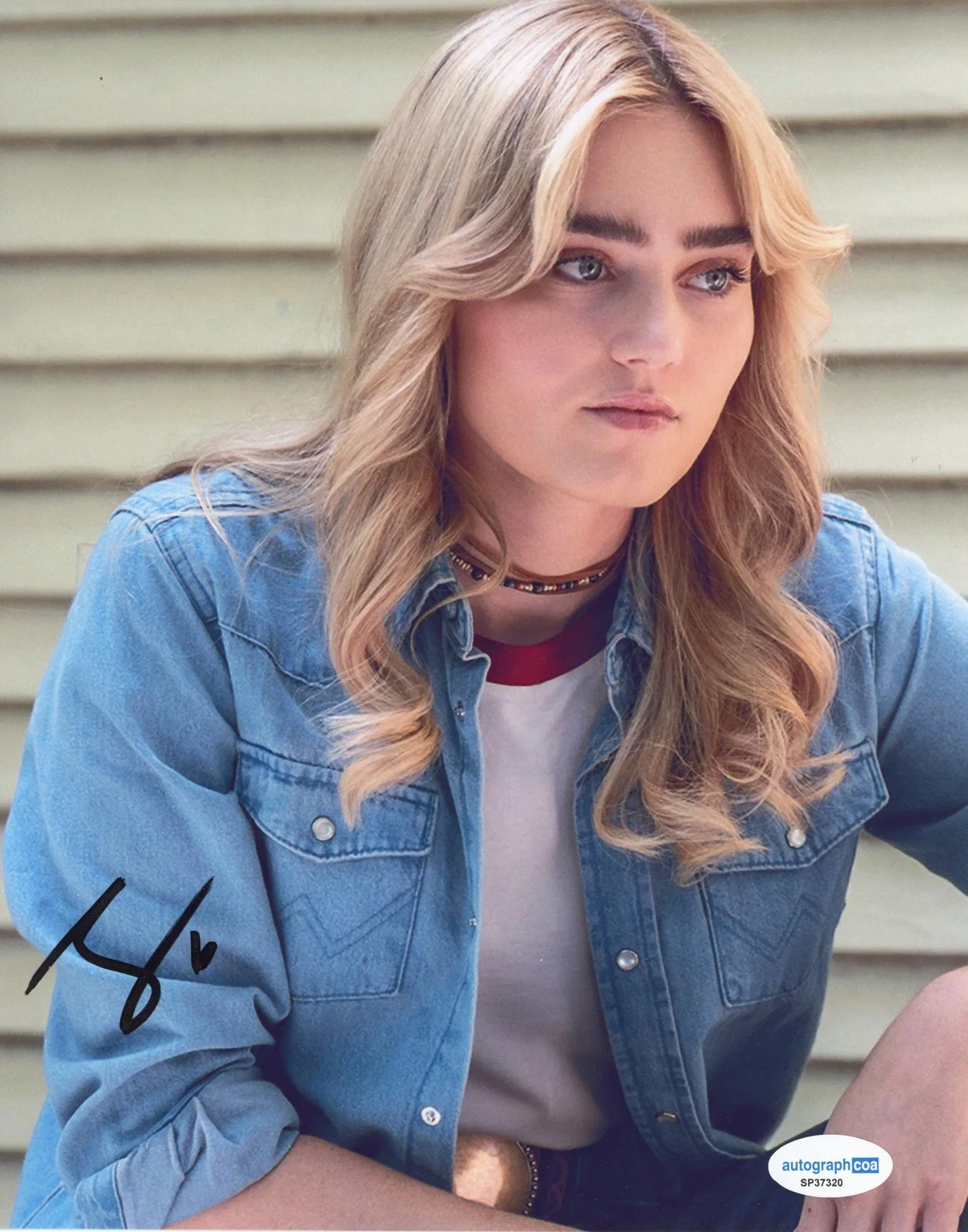 Meg Donnelly — Meg Donnelly "The Winchesters" AUTOGRAPH Signed 'Mary' 8x10 Photo B ACOA, изображение 2