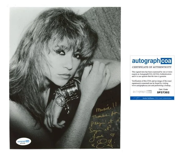 E.G. Daily — E.G. Daily "Pee-wee's Big Adventure" AUTOGRAPH Signed 8x10 Photo ACOA