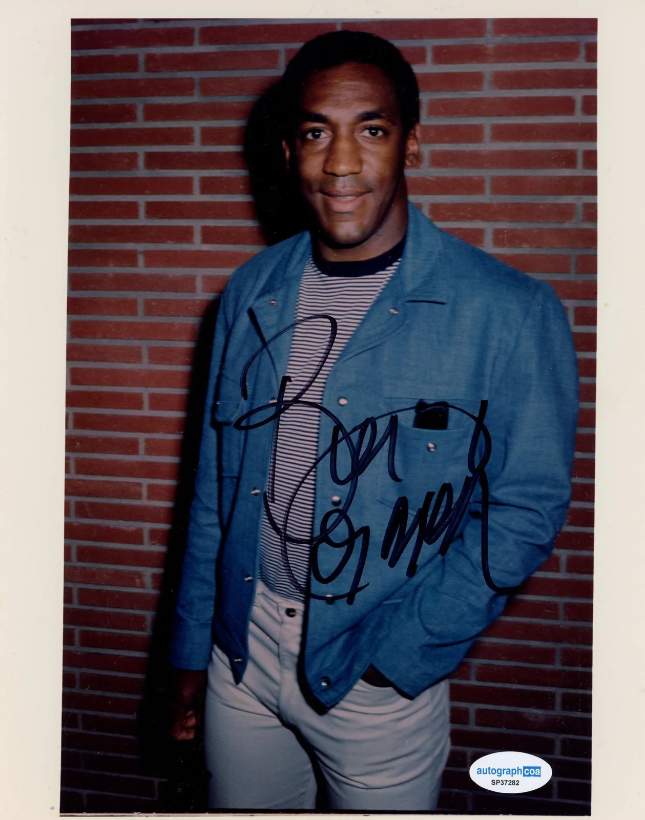 Bill Cosby — Bill Cosby "I Spy" AUTOGRAPH Signed Autographed Candid 8x10 Photo ACOA, image 2
