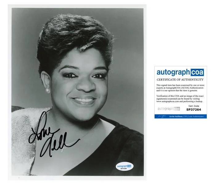 Nell Carter — Nell Carter "Gimme a Break!" AUTOGRAPH Signed Autographed 8x10 Photo ACOA