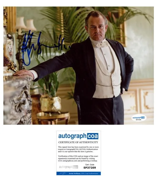 Hugh Bonneville — Hugh Bonneville "Downton Abbey" AUTOGRAPH Signed 'Robert' 8x10 Photo ACOA