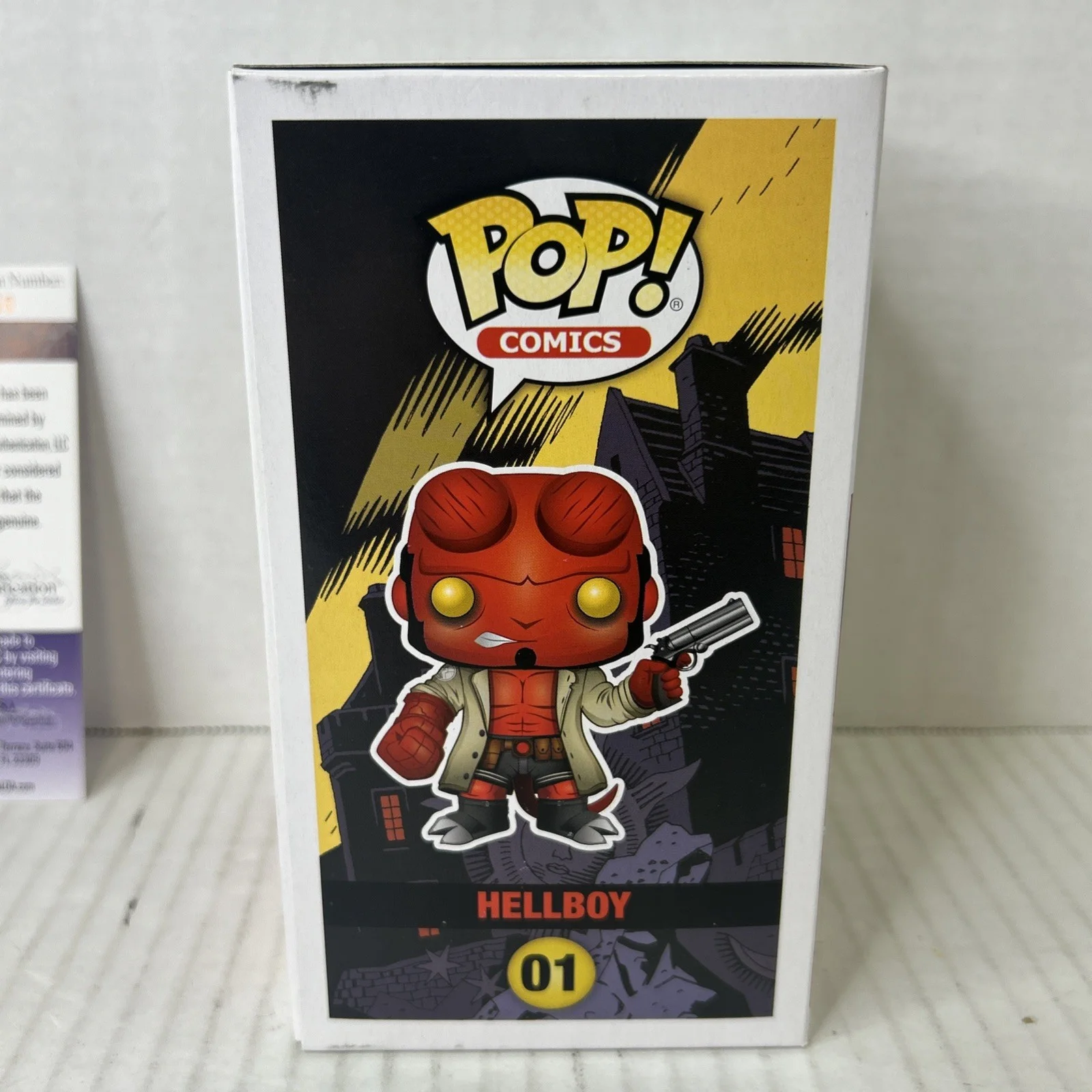 Ron Perlman — Signed ** Hellboy **Funko POP! #01 Ron Perlman Auto JSA COA, image 3