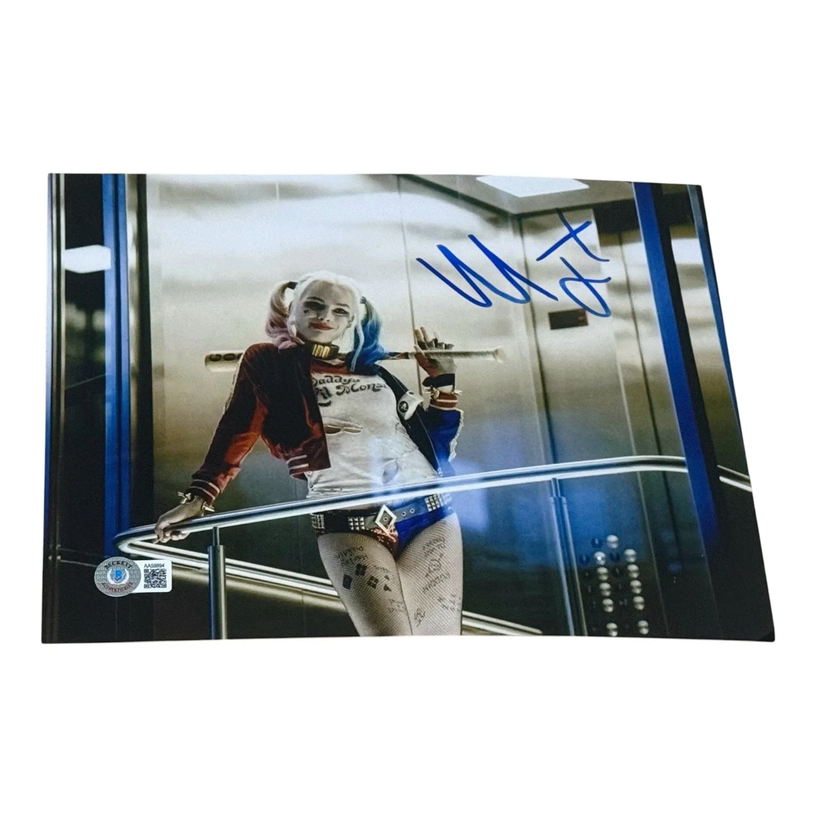 Margot Robbie — Margot Robbie Signed Photo BAS COA Autograph Harley Quinn Suicide Squad Barbie