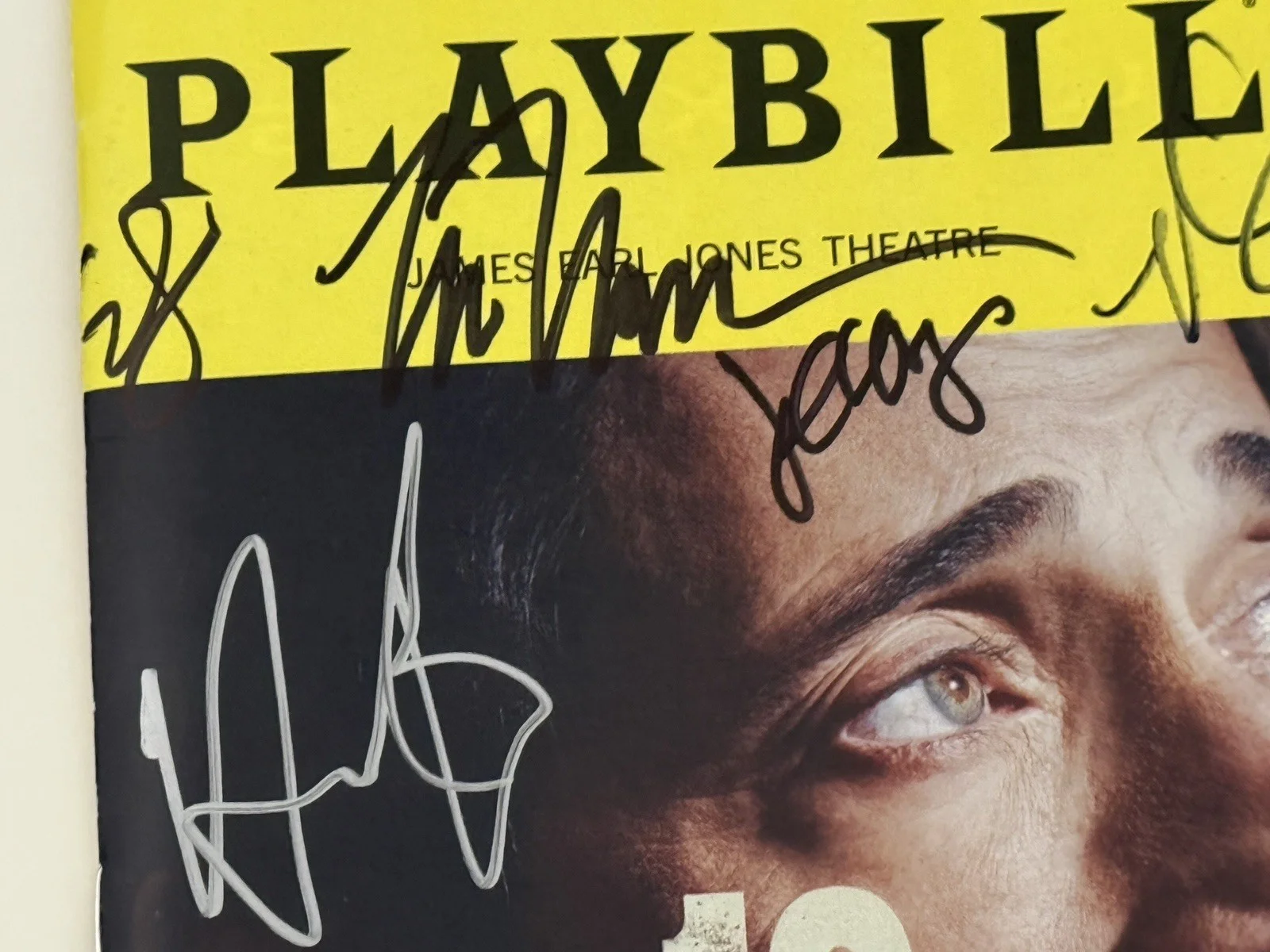 Adrien Brody, Tessa Thompson, cast members — The Fear of 13 signed Broadway Playbill Adrien Brody, Tessa Thompson +7 cast, изображение 3