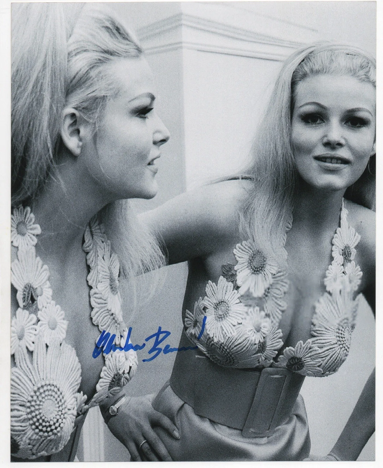 Olga Schoberova — Olinka Berova signed autograph 8x10 Photo No COA Pass BAS PSA JSA Olga Schoberov