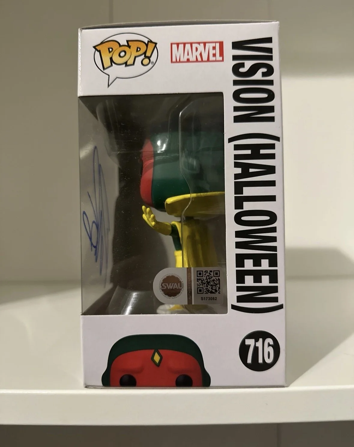 Paul Bettany Signed Vision (Halloween) Funko Pop 716. WandaVision SWAU, image 2
