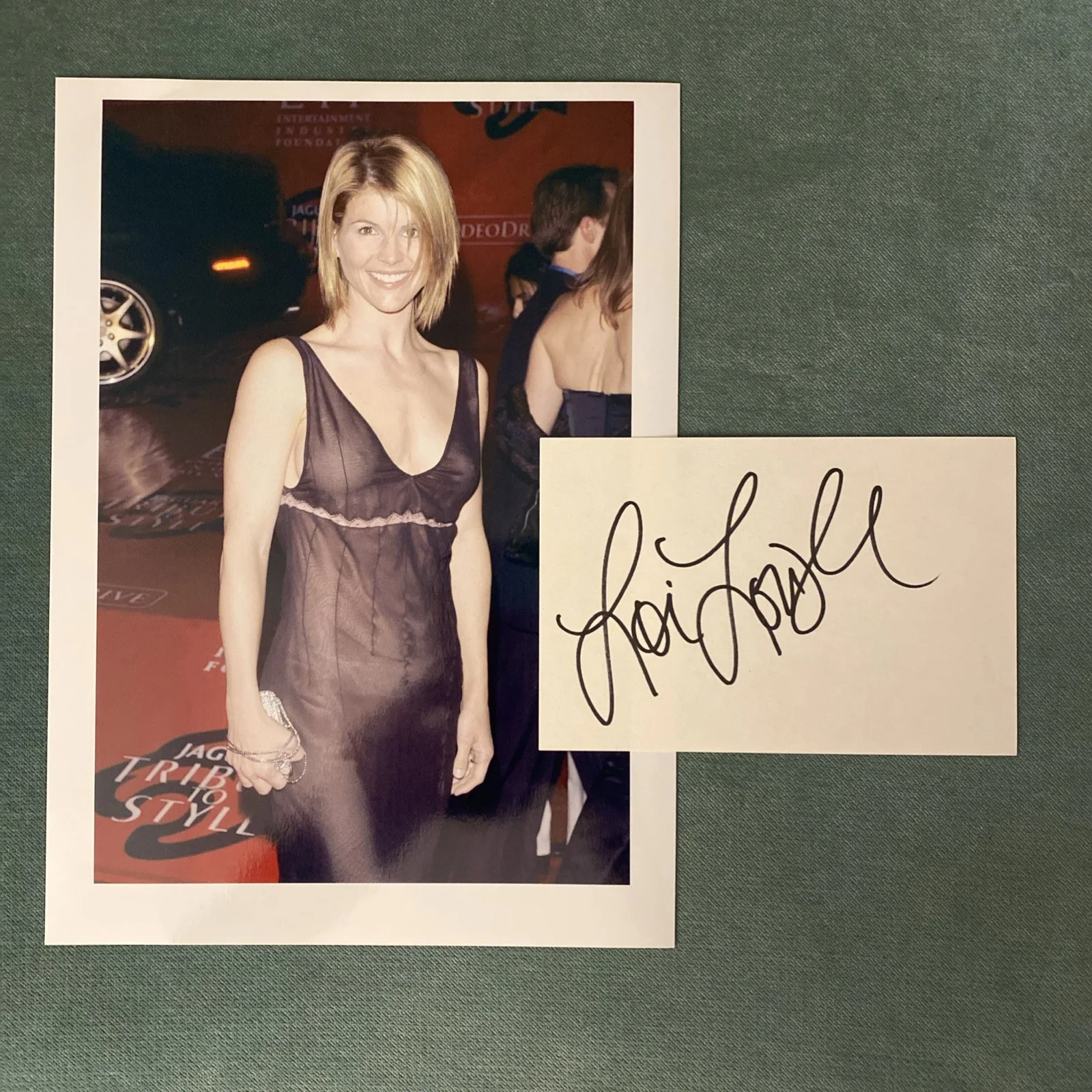 Lori Loughlin — Lori Loughlin "Full House" Signed Autographed Card and 8x10 Photo Sexy
