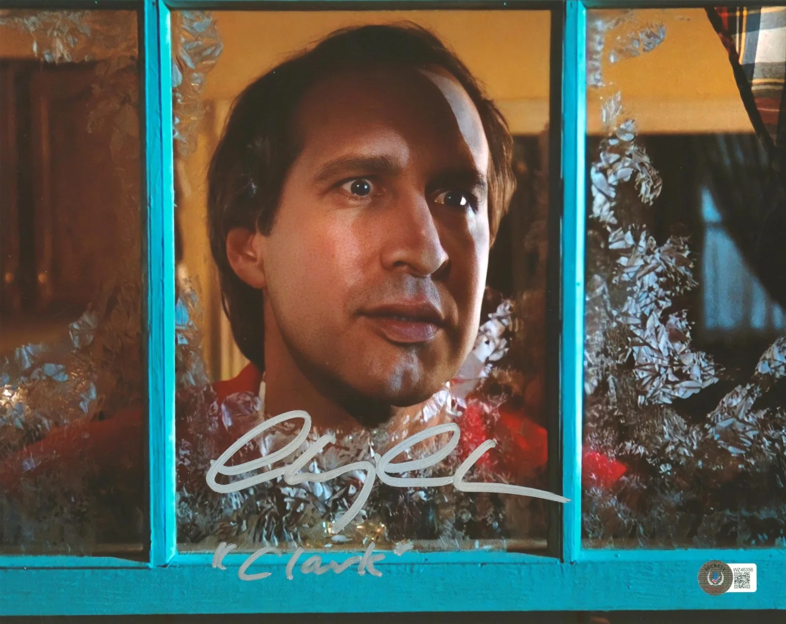 Chevy Chase — Chevy Chase Christmas Vacation "Clark" Signed 11x14 Photo BAS Witness #WZ46356, изображение 3