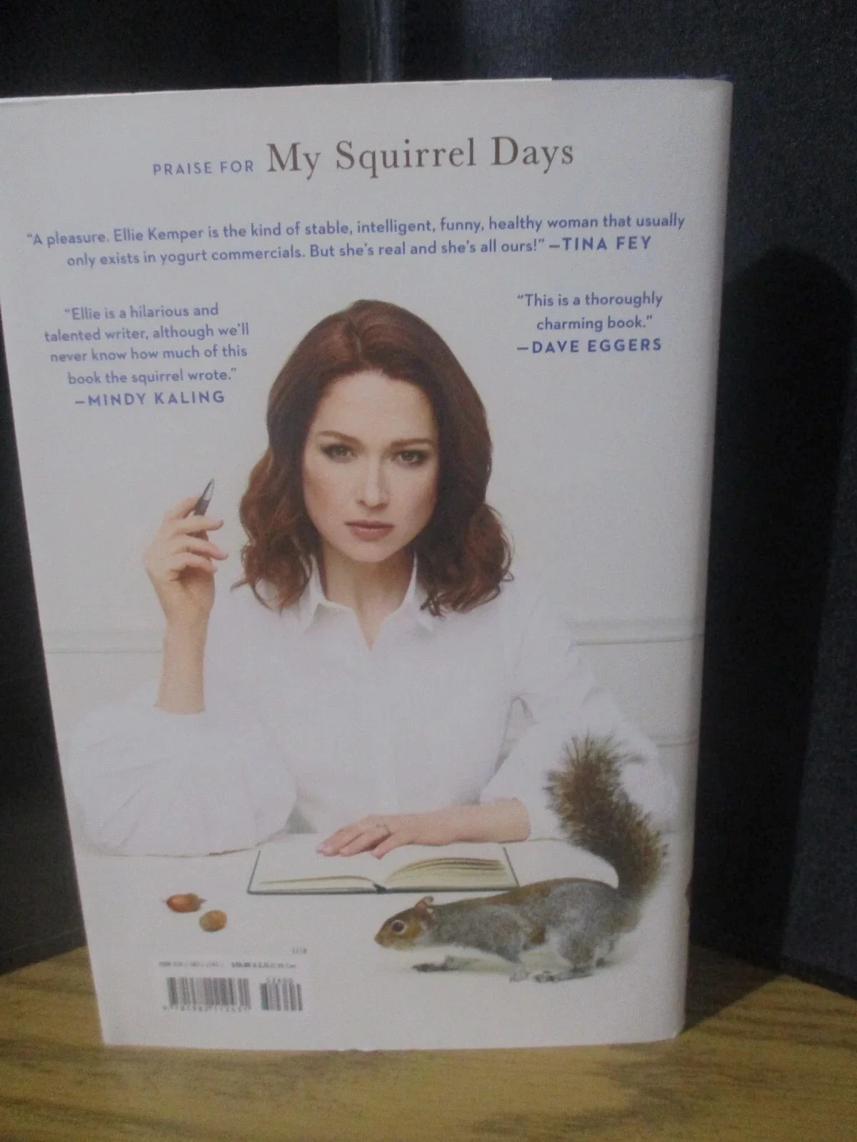 ELLIE KEMPER — ELLIE KEMPER (THE OFFICE) AUTHENTIC SIGNED/AUTOGRAPHED MY SQUIRREL DAYS BOOK, image 3