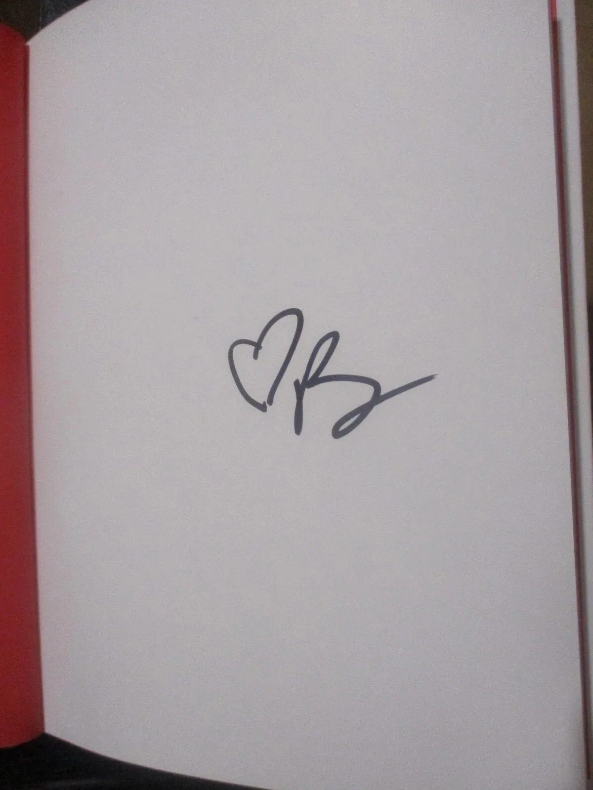 DREW BARRYMORE — DREW BARRYMORE AUTHENTIC SIGNED/AUTOGRAPHED FIND IT IN EVERYTHING BOOK, image 5