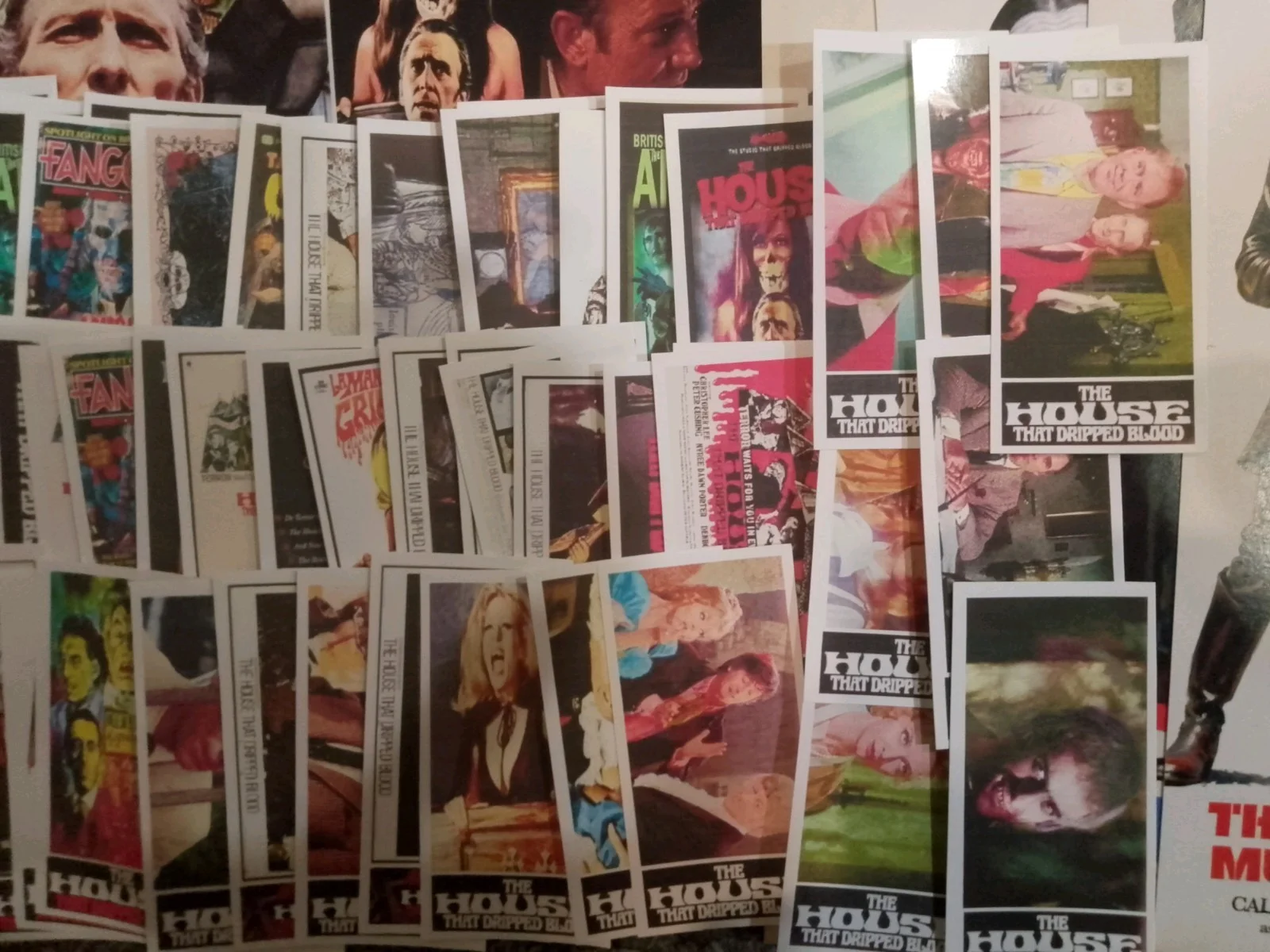 The House That Dipped Blood. 14 Lobby Cards, 40 Mini Cards & 12 Amiucs Col Cards, изображение 3