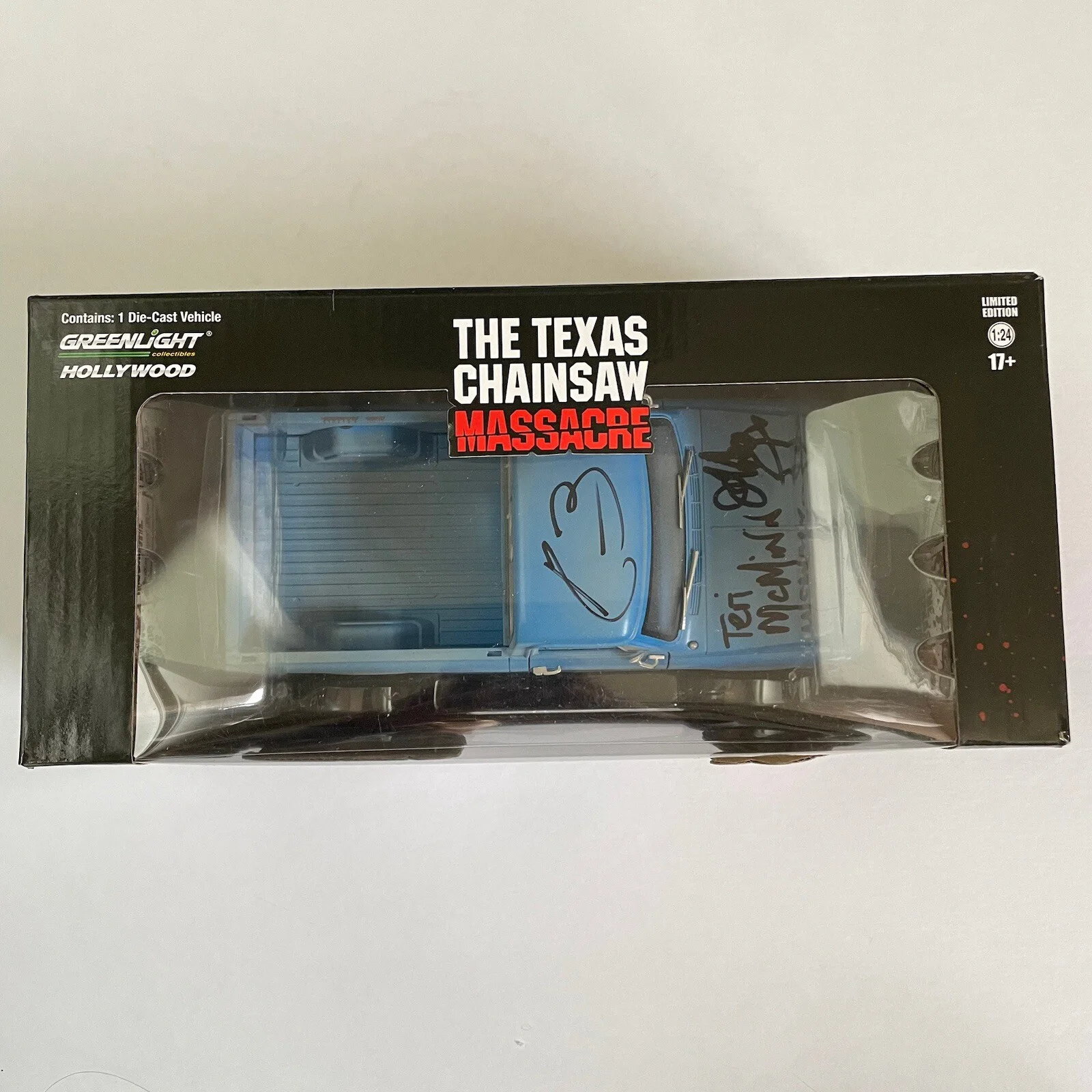 MULTIPLE — AMAZING "TEXAS CHAINSAW MASSACRE" CAST SIGNED DIE CAST TRUCK!! 1:24 !! BECKETT!
