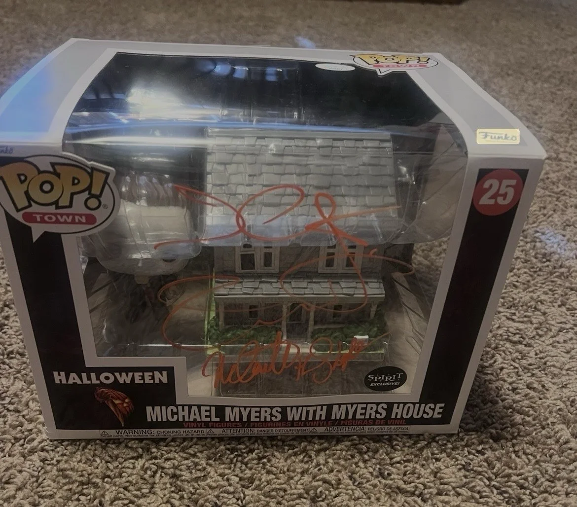 Jamie Lee Curtis — Jamie Lee Curtis John Carpenter Nick Castle Signed Halloween Funko Pop JSA