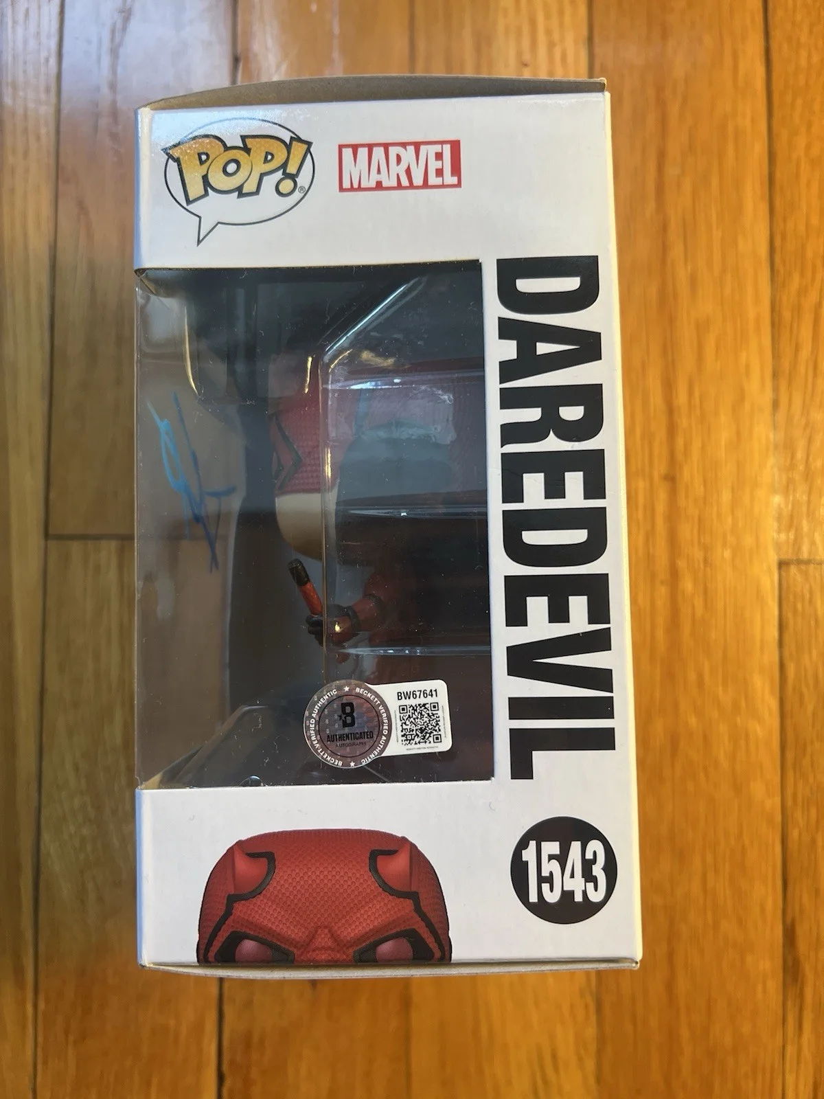 CHARLIE COX — CHARLIE COX SIGNED AUTOGRAPH FUNKO POP 1543 DAREDEVIL BORN AGAIN BECKETT BAS, image 2