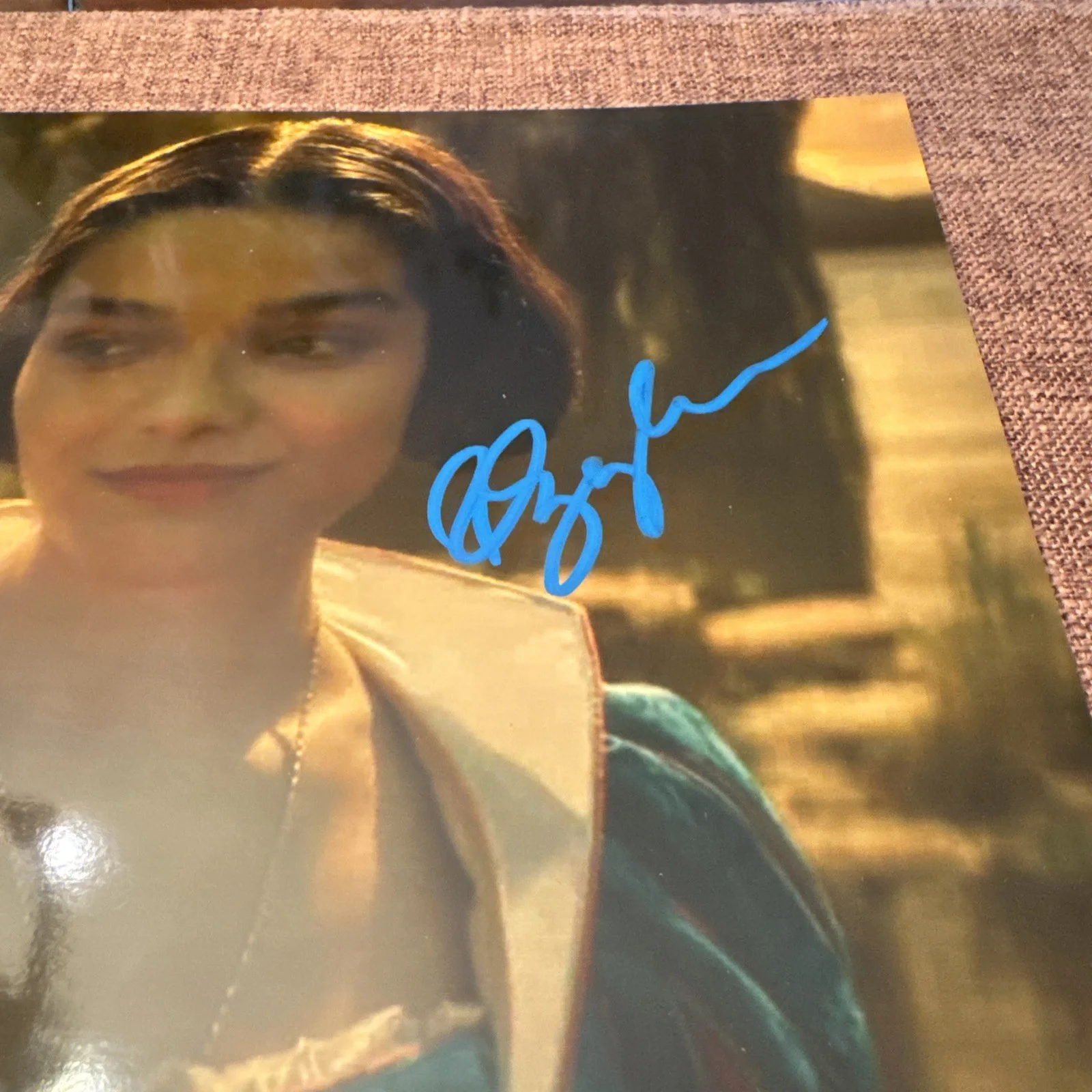 Rachel Zegler Hot Sexy Disney Snow White Signed 8x10 Photo w/COA & Hologram !!, изображение 4