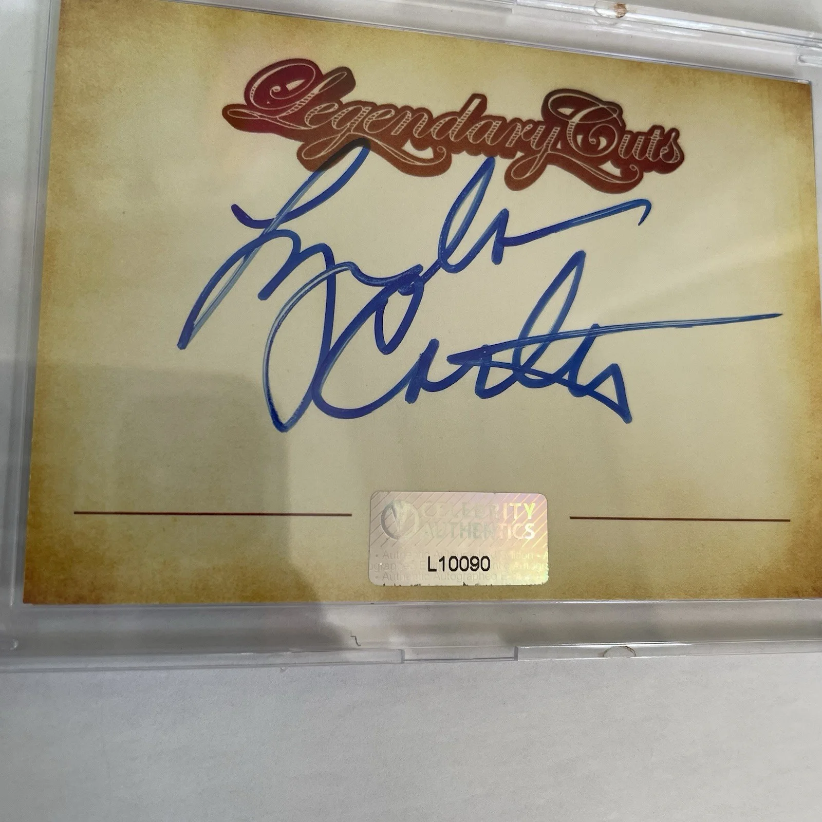 Lynda Carter — Lynda Carter Signed Autograph Legendary Cuts Card Celebrity Authentics COA, image 3