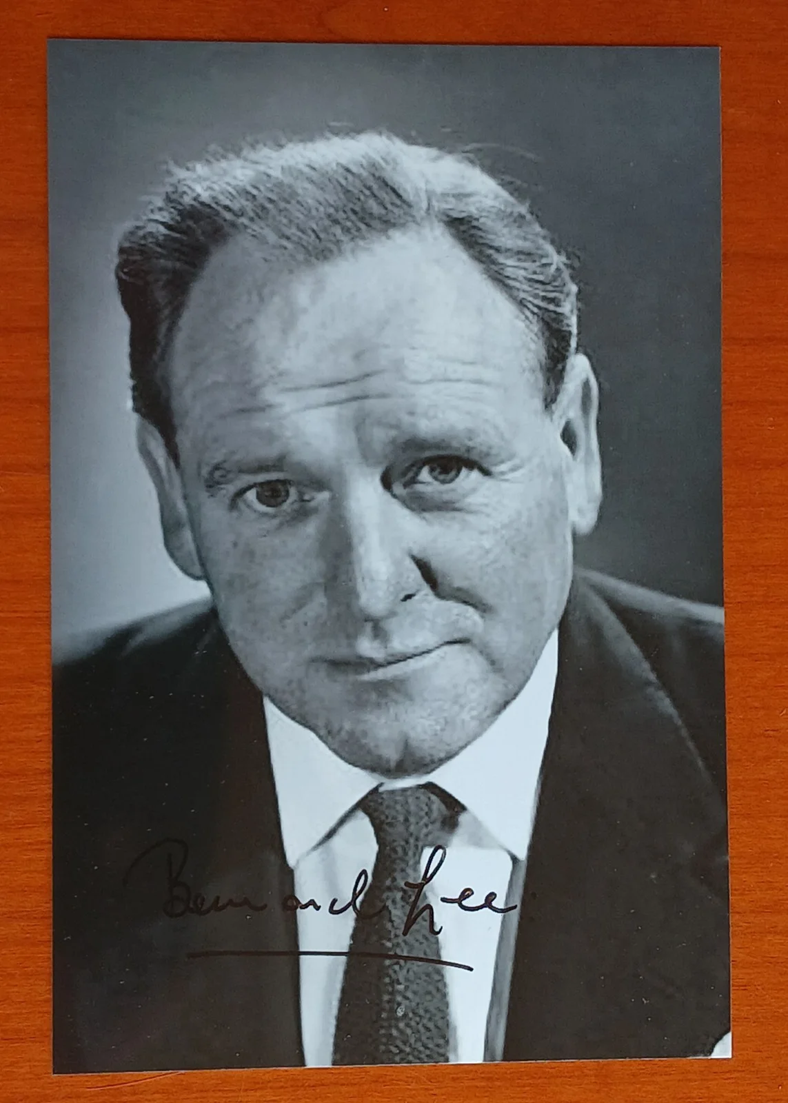 Bernard Lee — Bernard Lee "M" James Bond, Signed Autographed 6x4 Photo, изображение 2