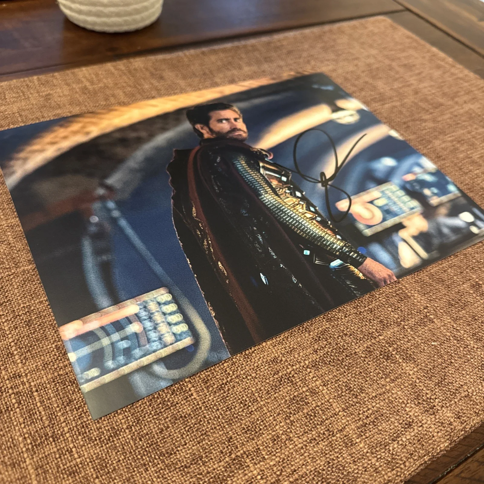 Jake Gyllenhaal Autographed Spider-Man Mysterio Marvel 8x10 Signed Photo w/COA, изображение 2