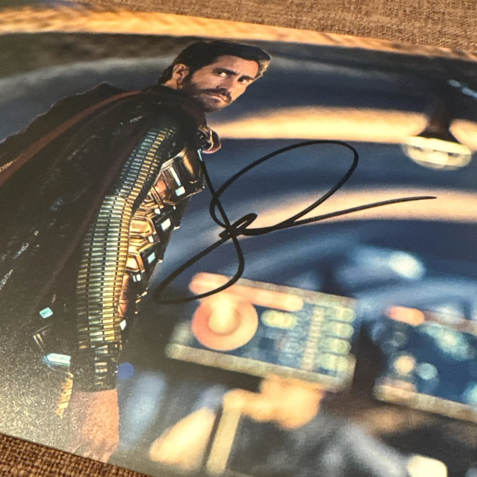 Jake Gyllenhaal Autographed Spider-Man Mysterio Marvel 8x10 Signed Photo w/COA, изображение 4