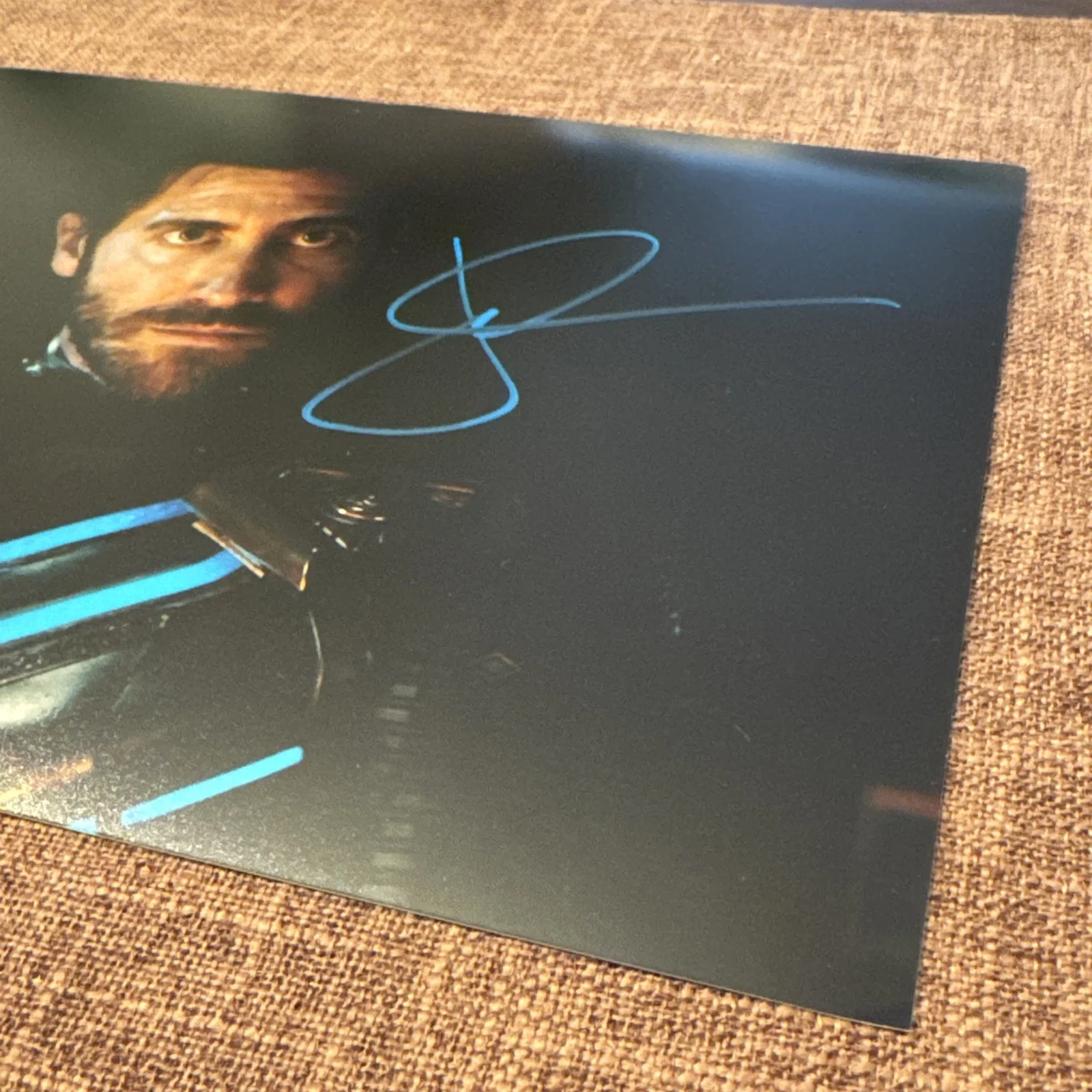 Jake Gyllenhaal Autographed Spider-Man Mysterio Marvel 8x10 Signed Photo w/COA, изображение 3