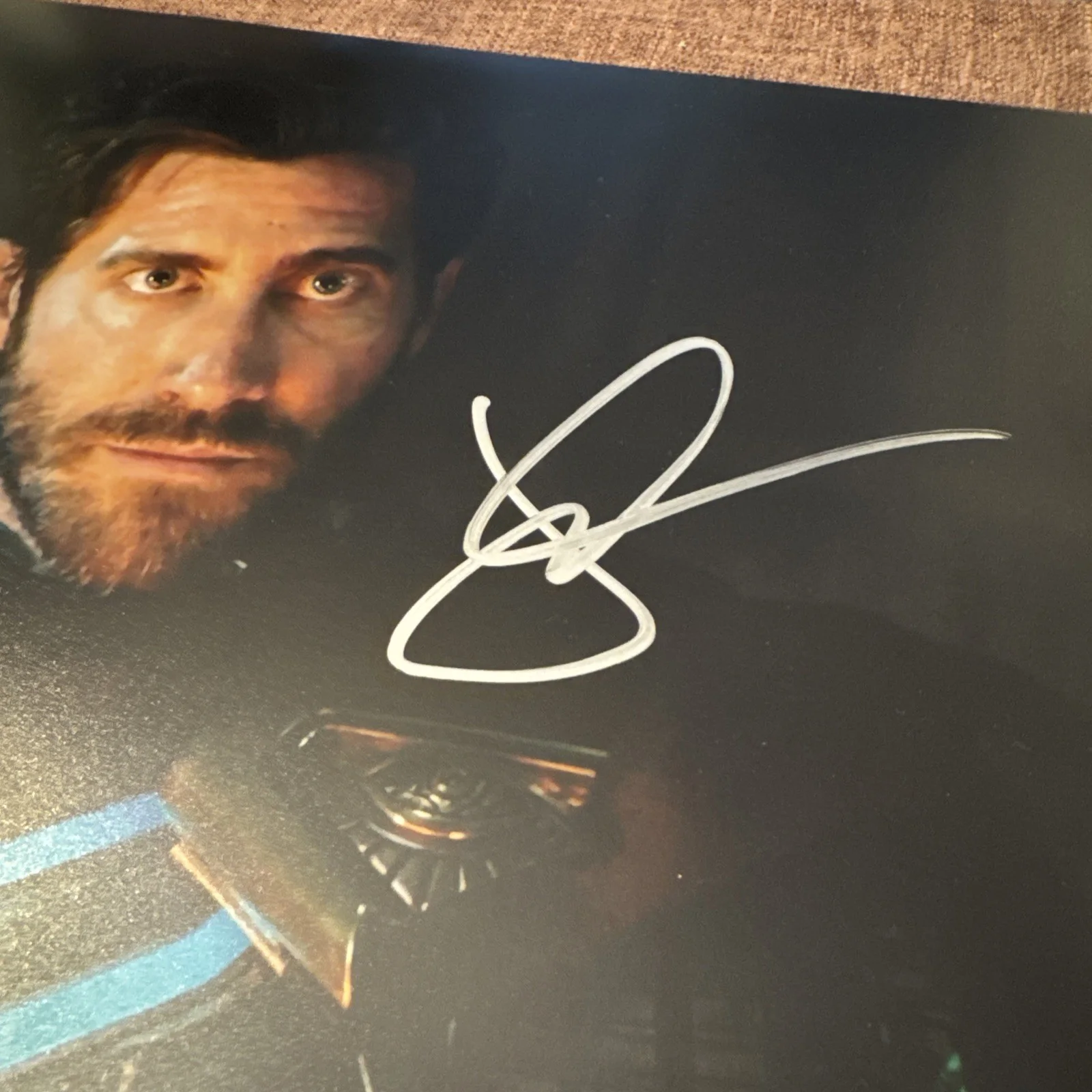 Jake Gyllenhaal Autographed Spider-Man Mysterio Marvel 11x14 Signed Photo w/COA, изображение 4