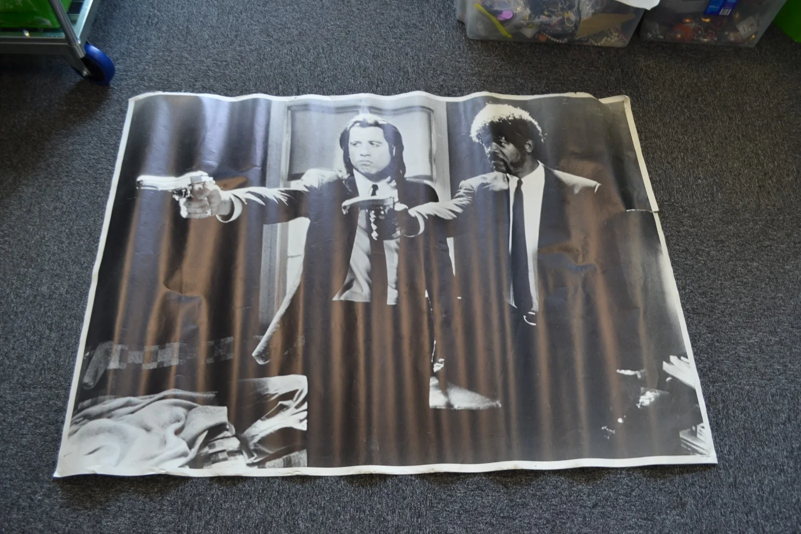Large Pulp Fiction Poster Monochrome Black and White Tarantino Film 1.4 m x 1 m, изображение 3