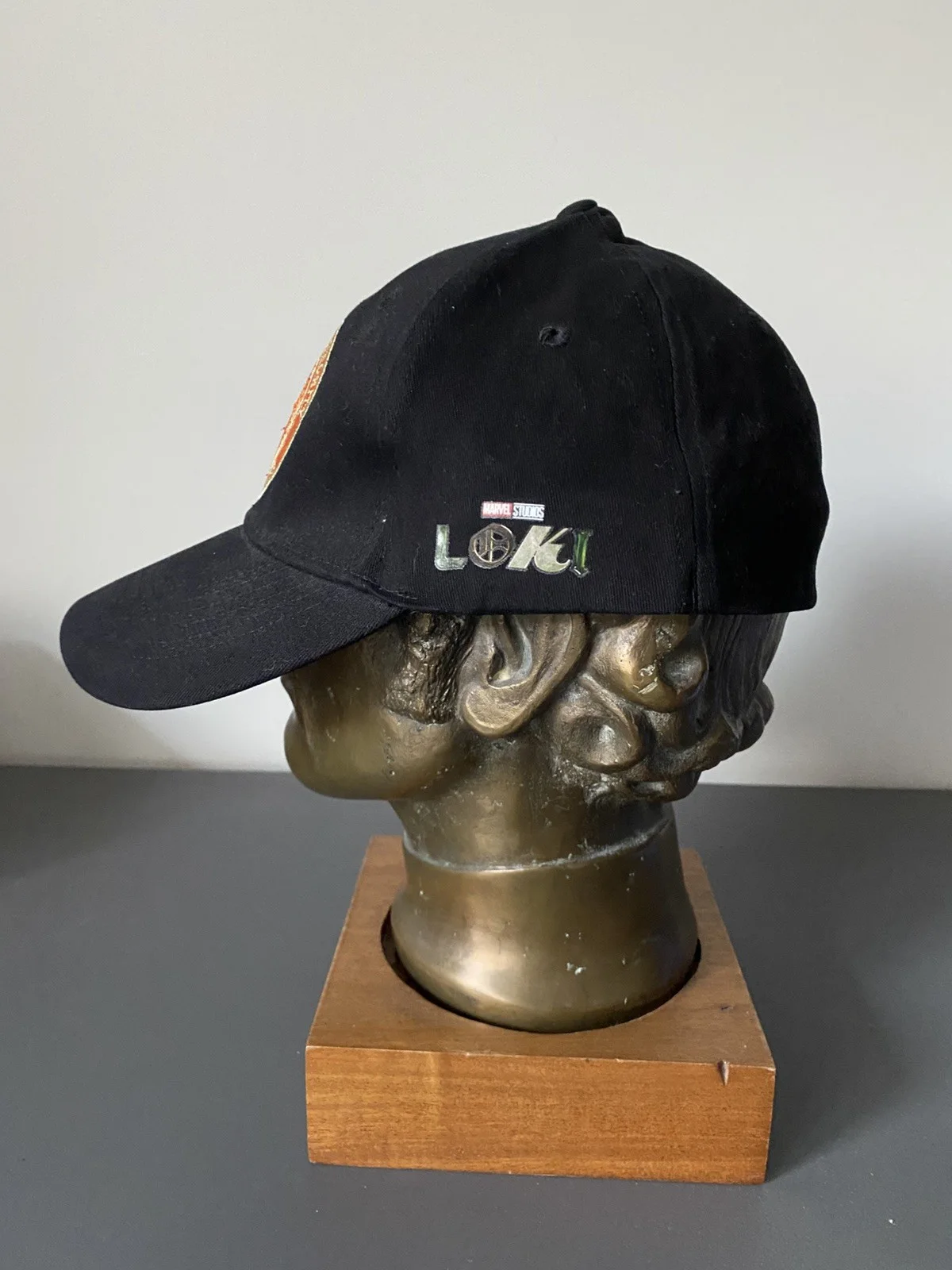 LOKI SEASON 1 PROMOTIONAL PRESS KIT ONE SIZE BLACK BASEBALL CAP NEW, изображение 5