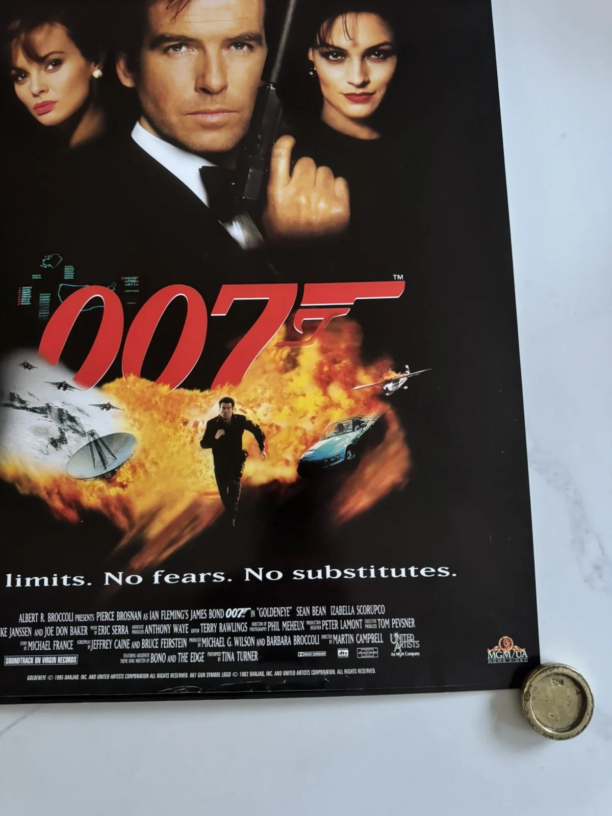 Goldeneye 1995 VHS Video Store Promo Poster, изображение 5