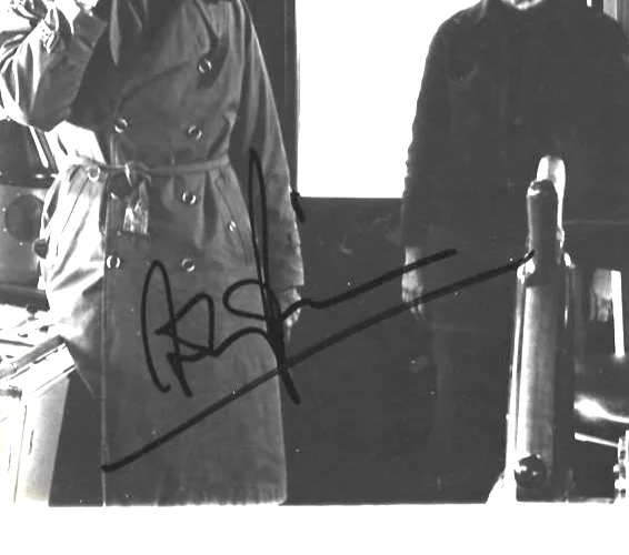 original Hand signed 8 x 10 photo of Anthony Perkins, изображение 2