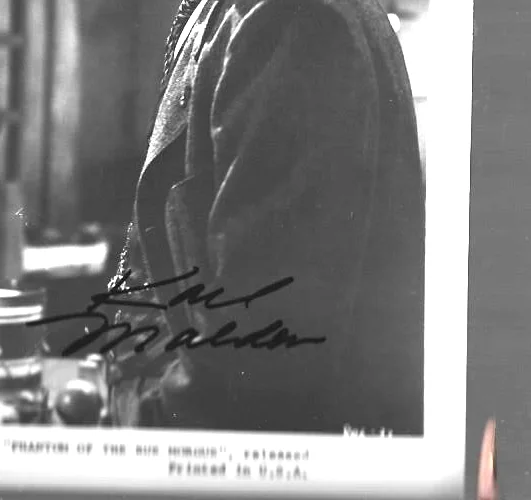 original Hand signed 8 x 10 photo of Karl Malden, image 2