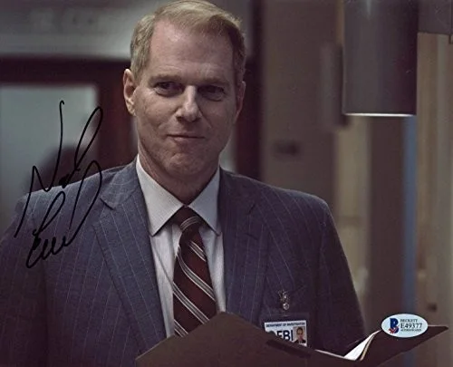 Noah Emmerich — Noah Emmerich The Americans Authentic Signed 8x10 Photo Autographed BAS #E49377, image 2