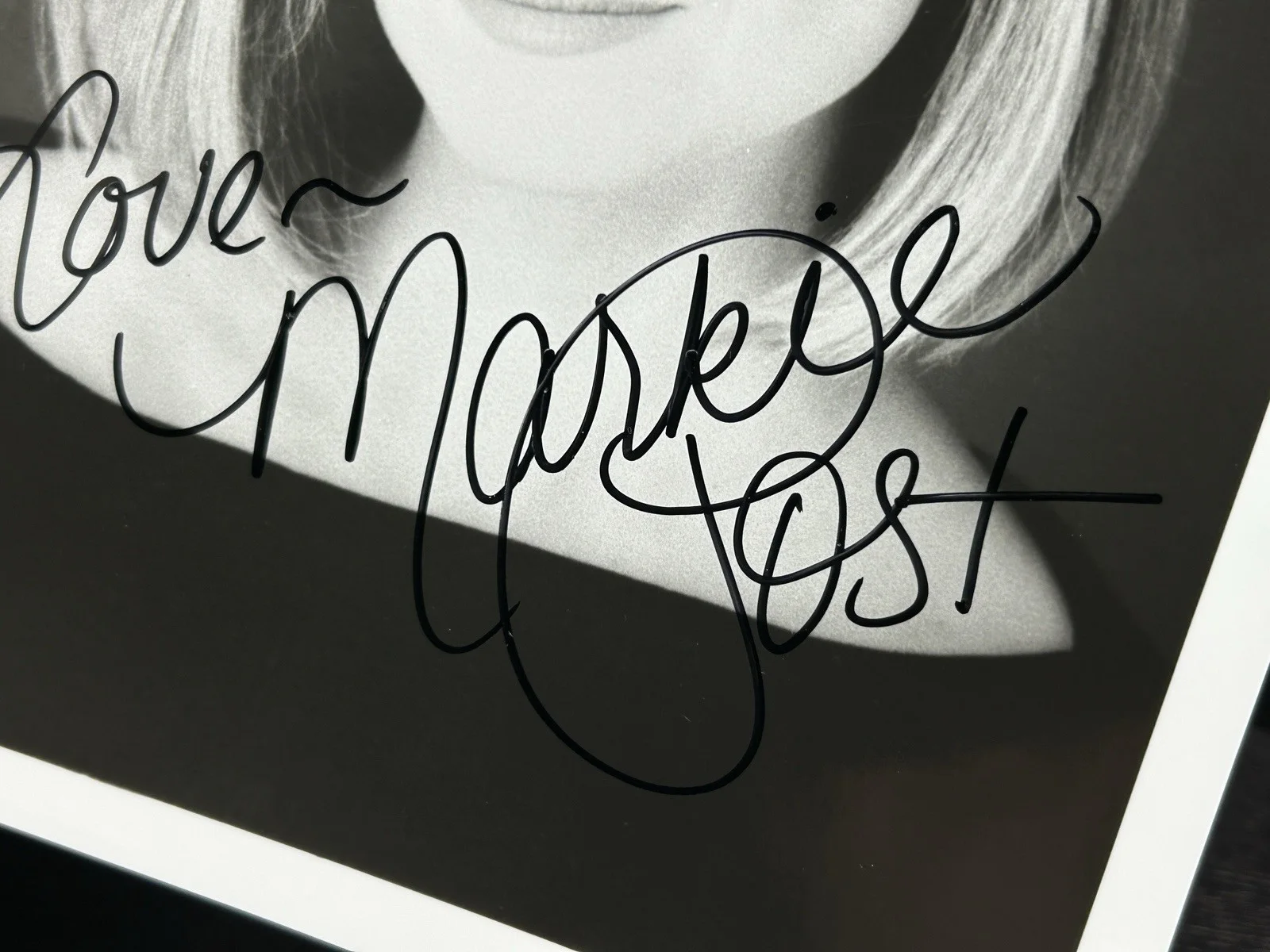 Markie Post — MARKIE POST SIGNED 8x10 PHOTO Original Autograph JSA COA NIGHT COURT / FALL GUY, image 3