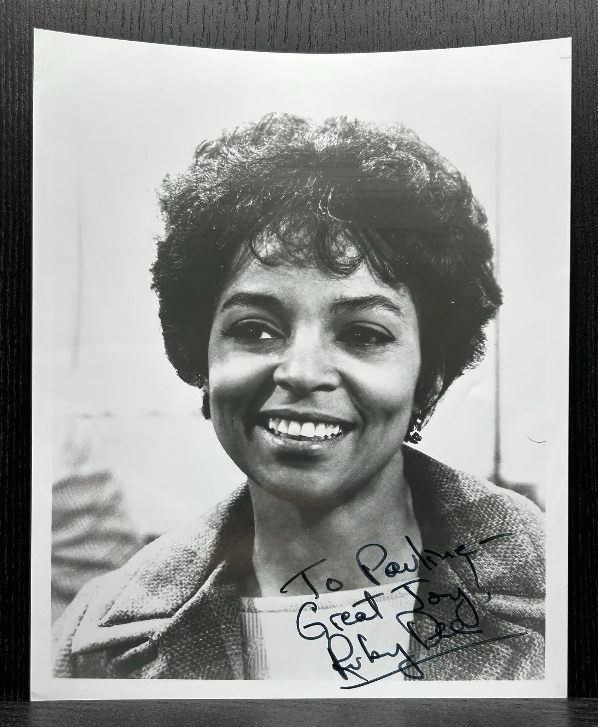 Ruby Dee — RUBY DEE SIGNED 8x10 PHOTO Original Actress Autograph JSA COA AMERICAN GANGSTER